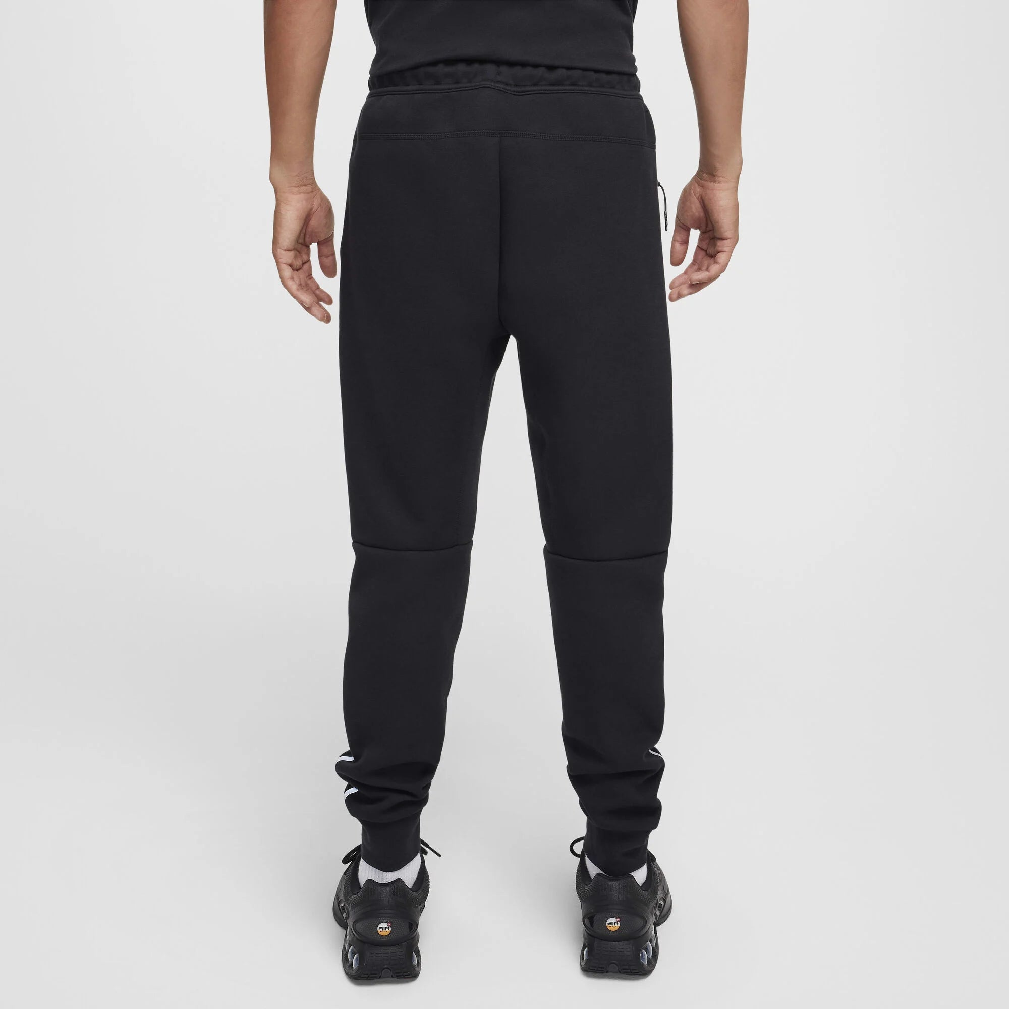 Мъжки джогър Nike Tech Reflective Fleece Joggers - Airhouse