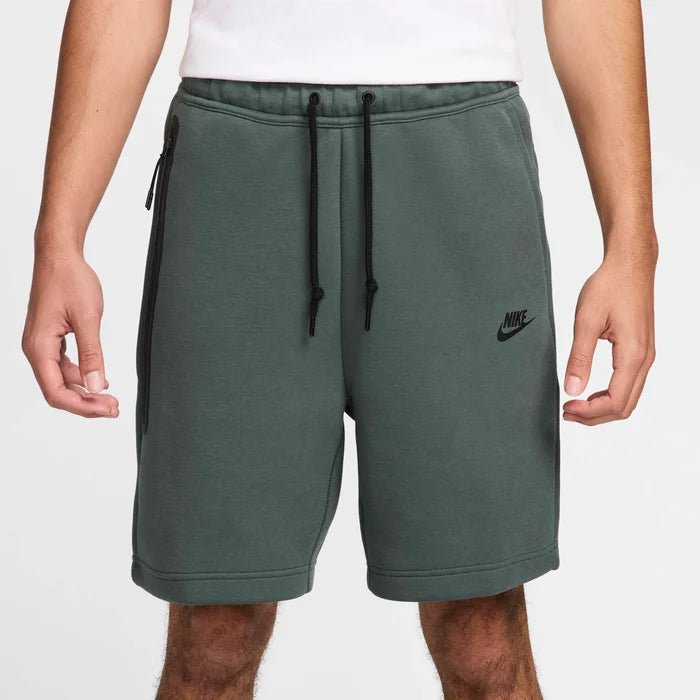 Мъжки къс панталон Nike Sportswear Tech Fleece Shorts - Airhouse
