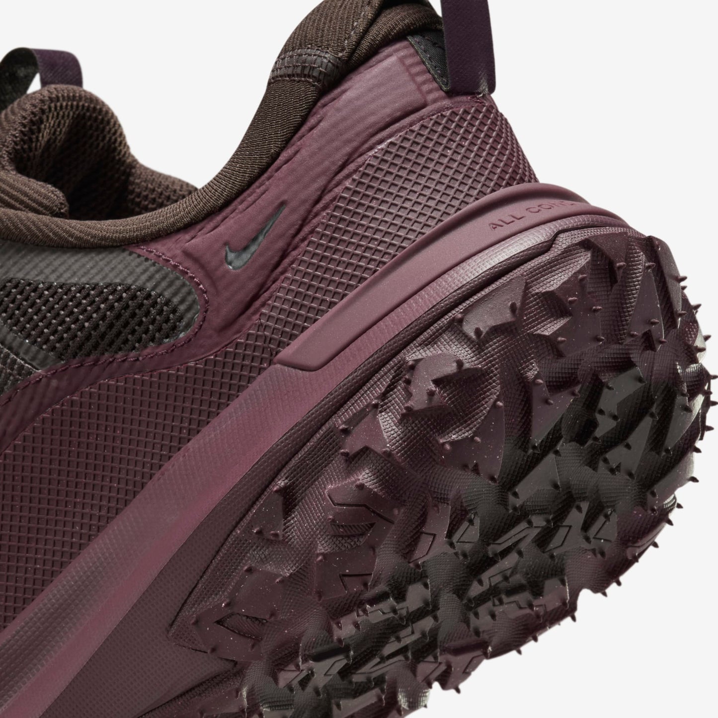 Мъжки маратонки Nike ACG Mountain Fly 2 Low GORE - TEX - Airhouse