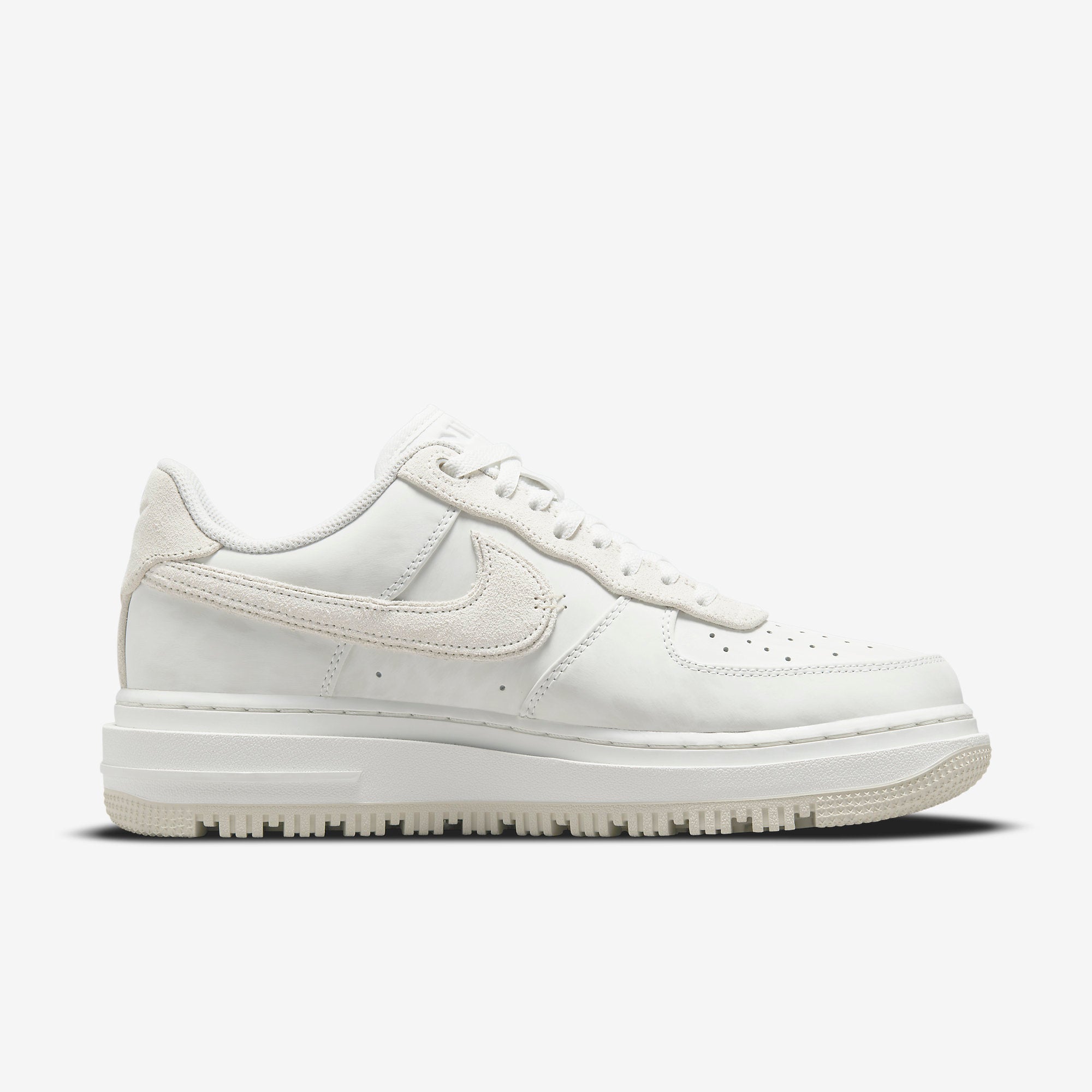 Мъжки маратонки Nike Air Force 1 Luxe - Airhouse