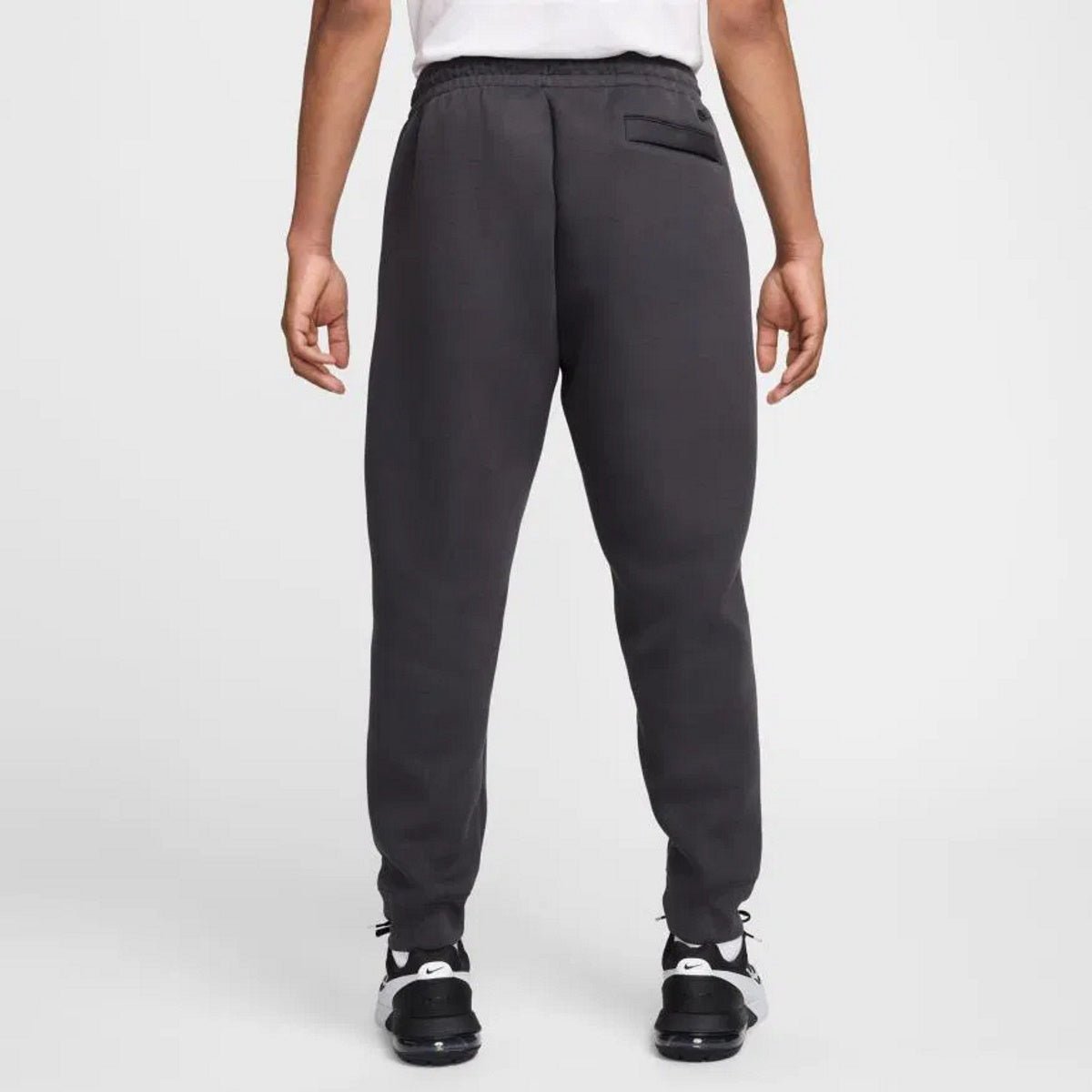 Мъжки панталон Nike Tech Reimagined Fleece Trousers - Airhouse