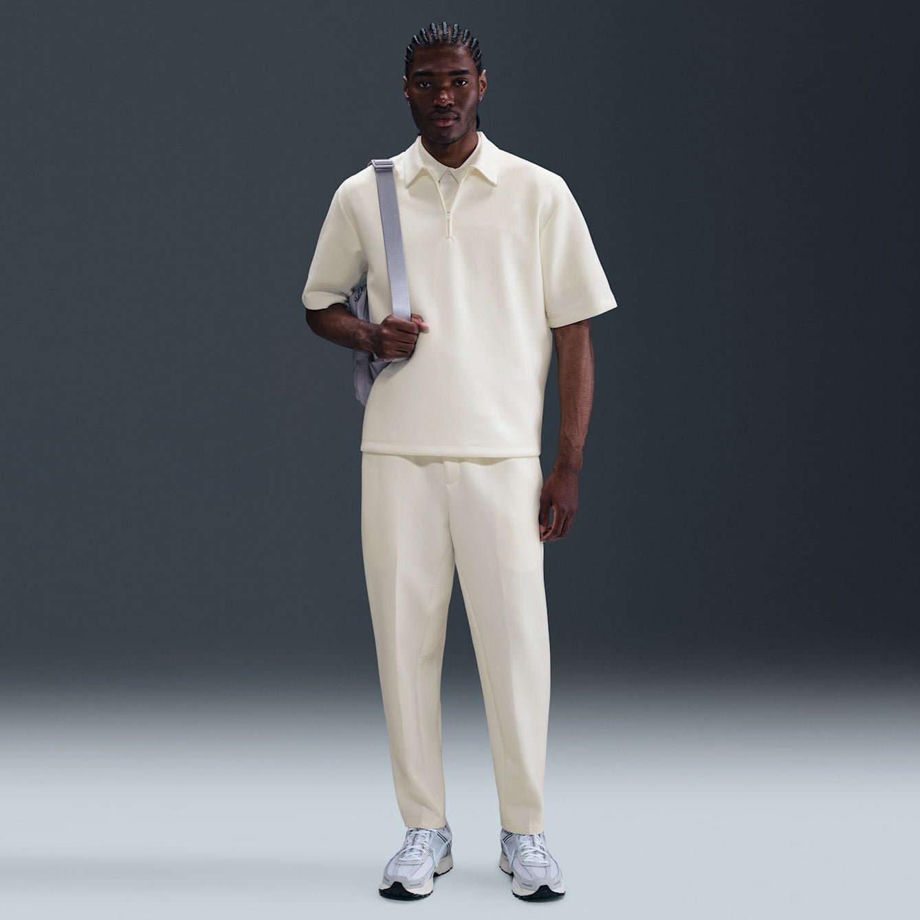 Мъжка поло тениска Nike 24.7 ImpossiblySoft Dri-FIT 1/4-Zip Polo IF2908-133 модел отпред