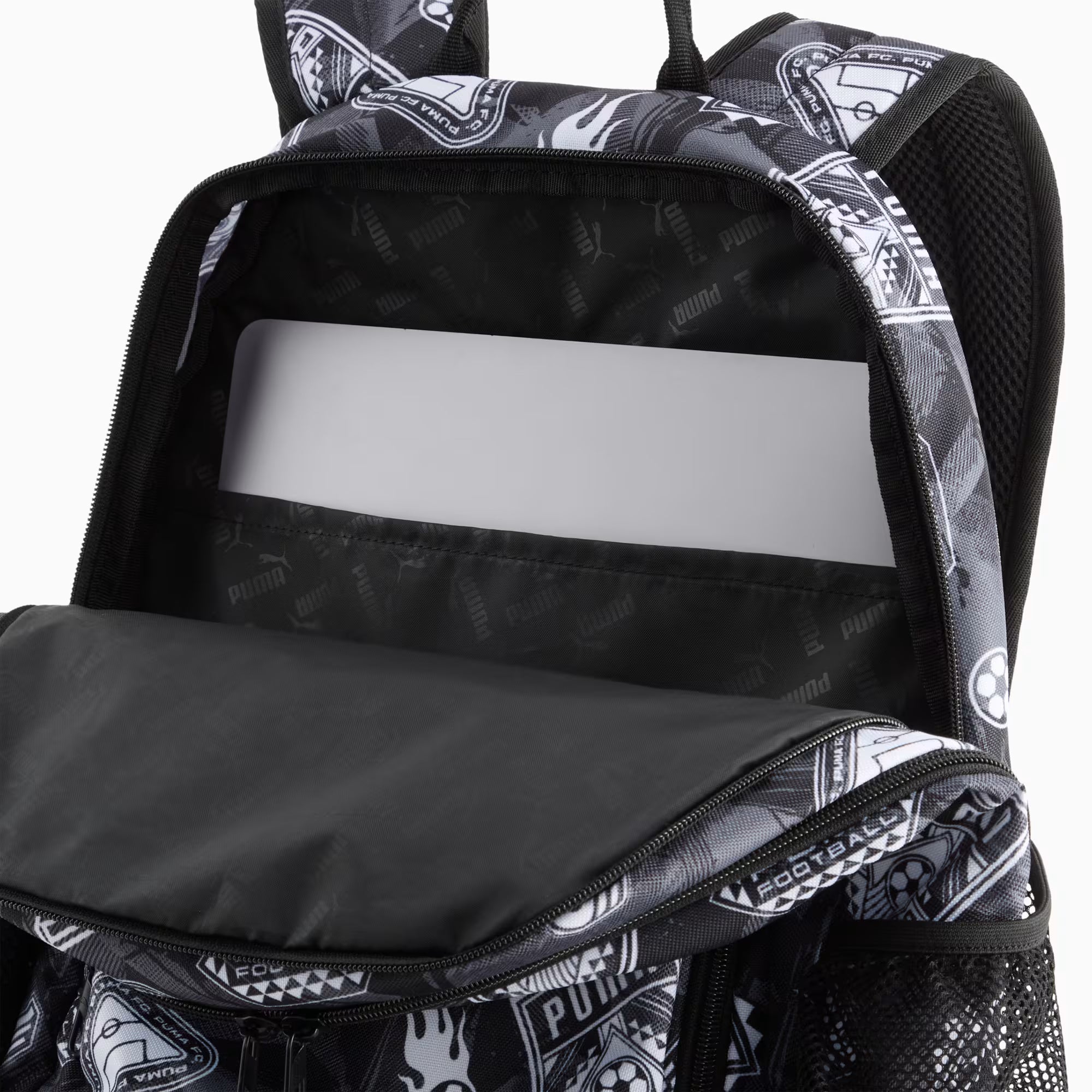 Мъжка раница Puma Academy All-Over Print Backpack 29L - 091150-17 детайл джоб