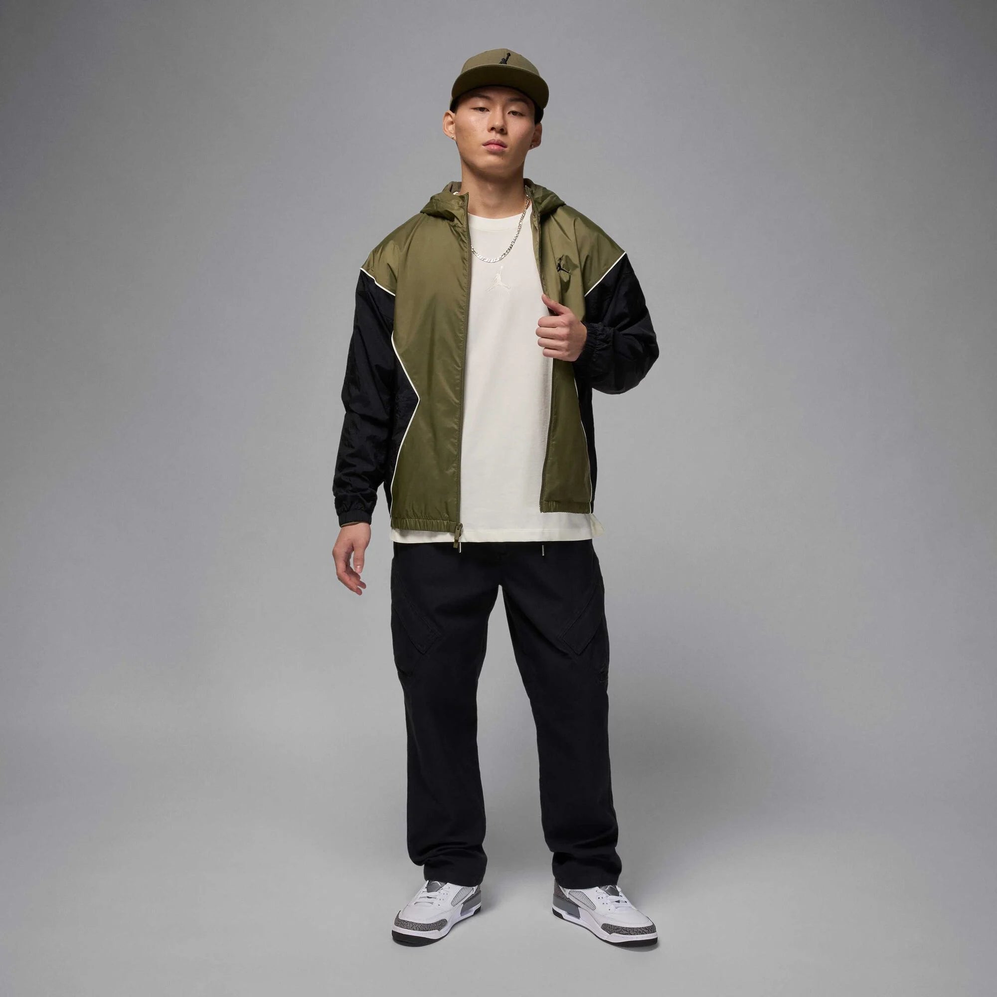 Мъжка тениска Jordan Flight Essentials Oversized T-Shirt IB7345-133 манекен отпред