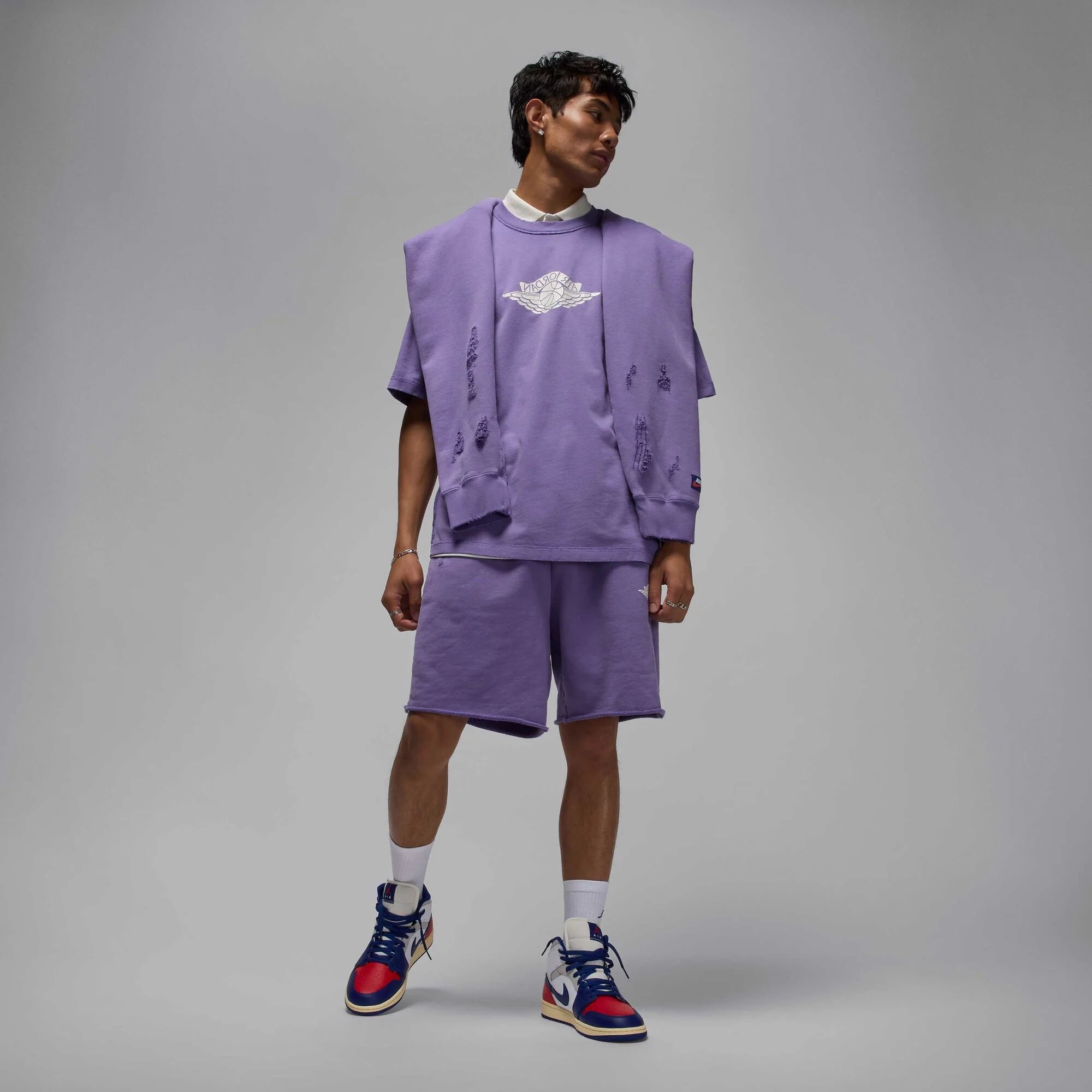 Мъжка тениска Jordan Rare Air T-Shirt - IB3130-554 модел отпред
