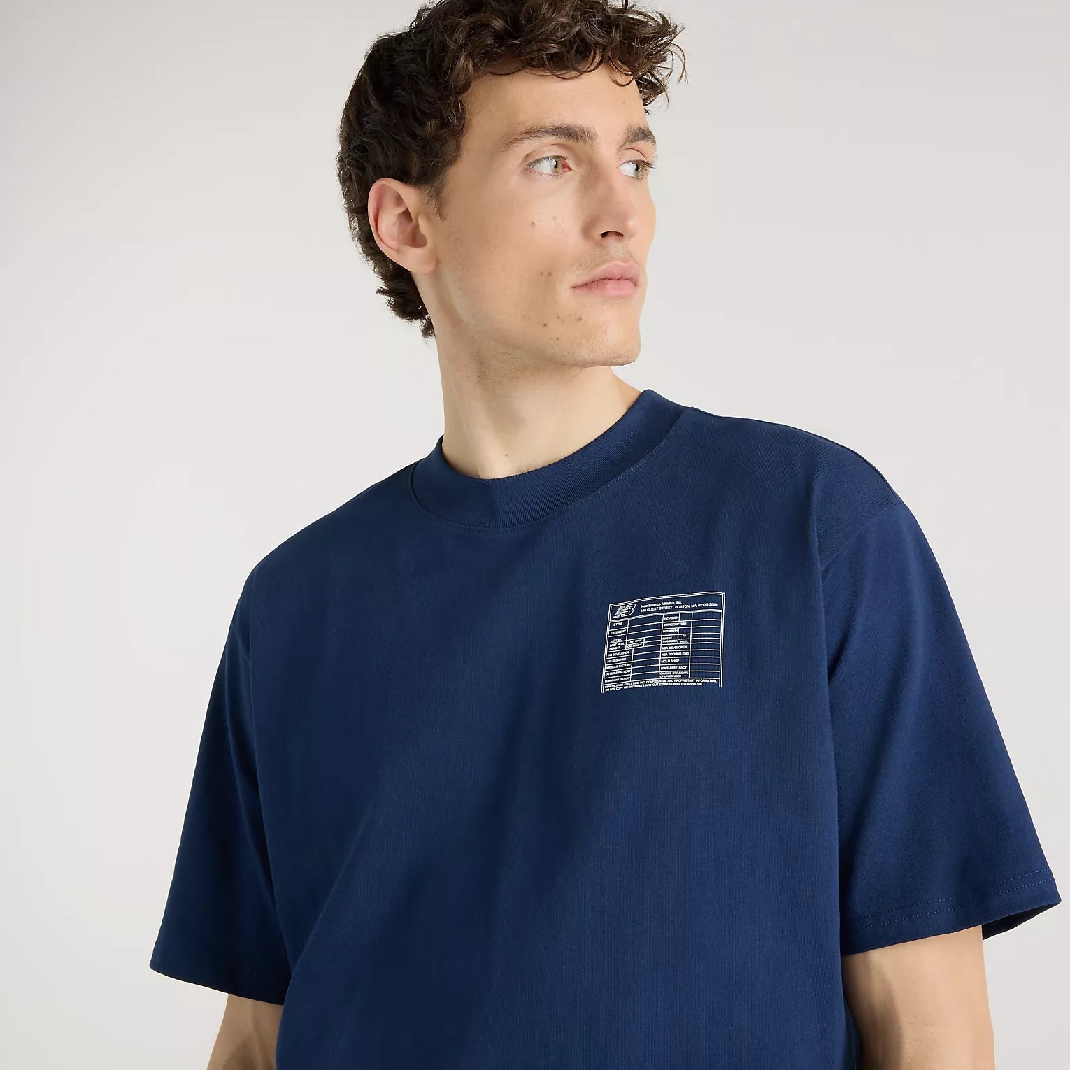 Мъжка тениска New Balance Archive Blueprint T-Shirt - MT62V4IQNNY отпред