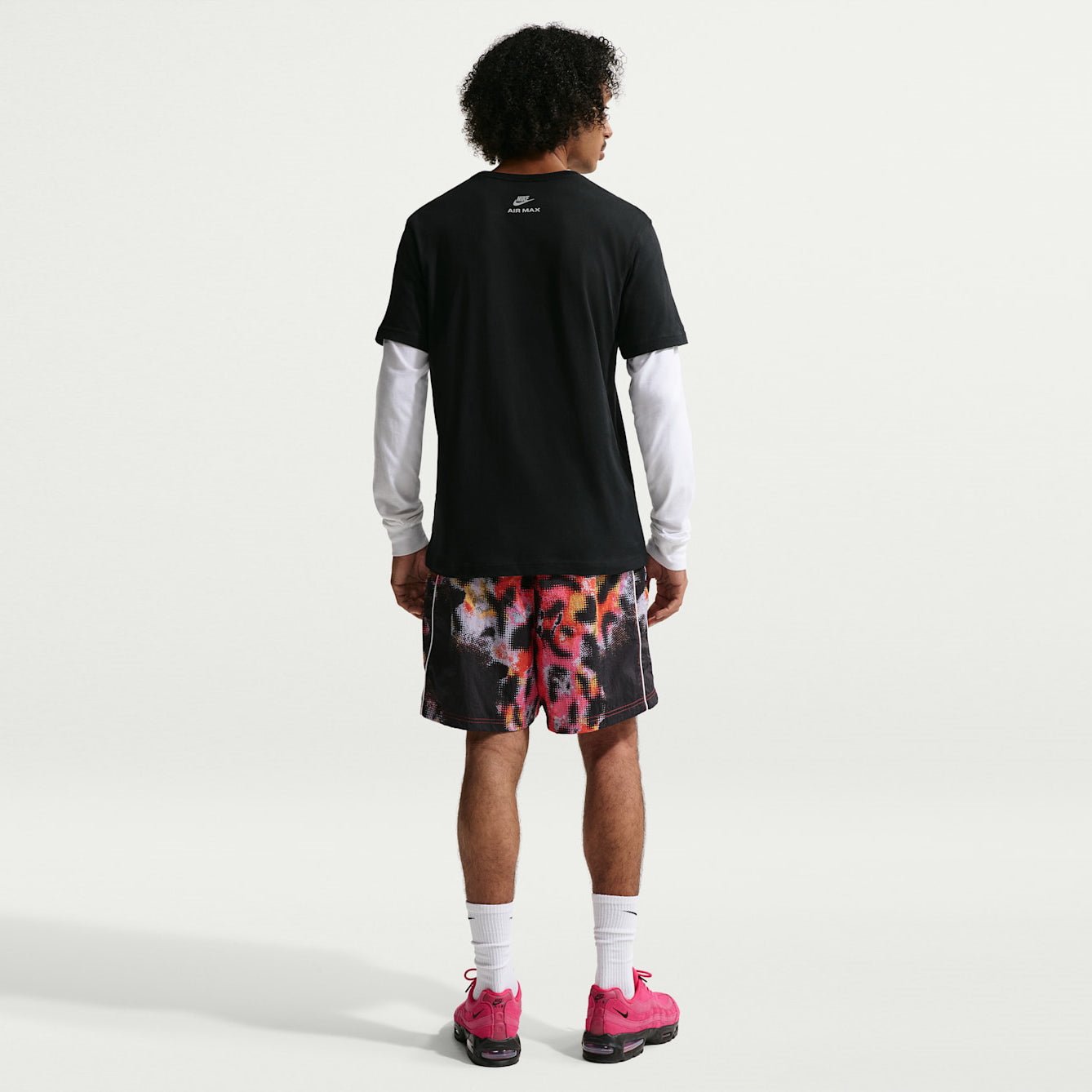 Мъжка тениска Nike Sportswear Air Max T-Shirt - IO1061-010 модел отзад