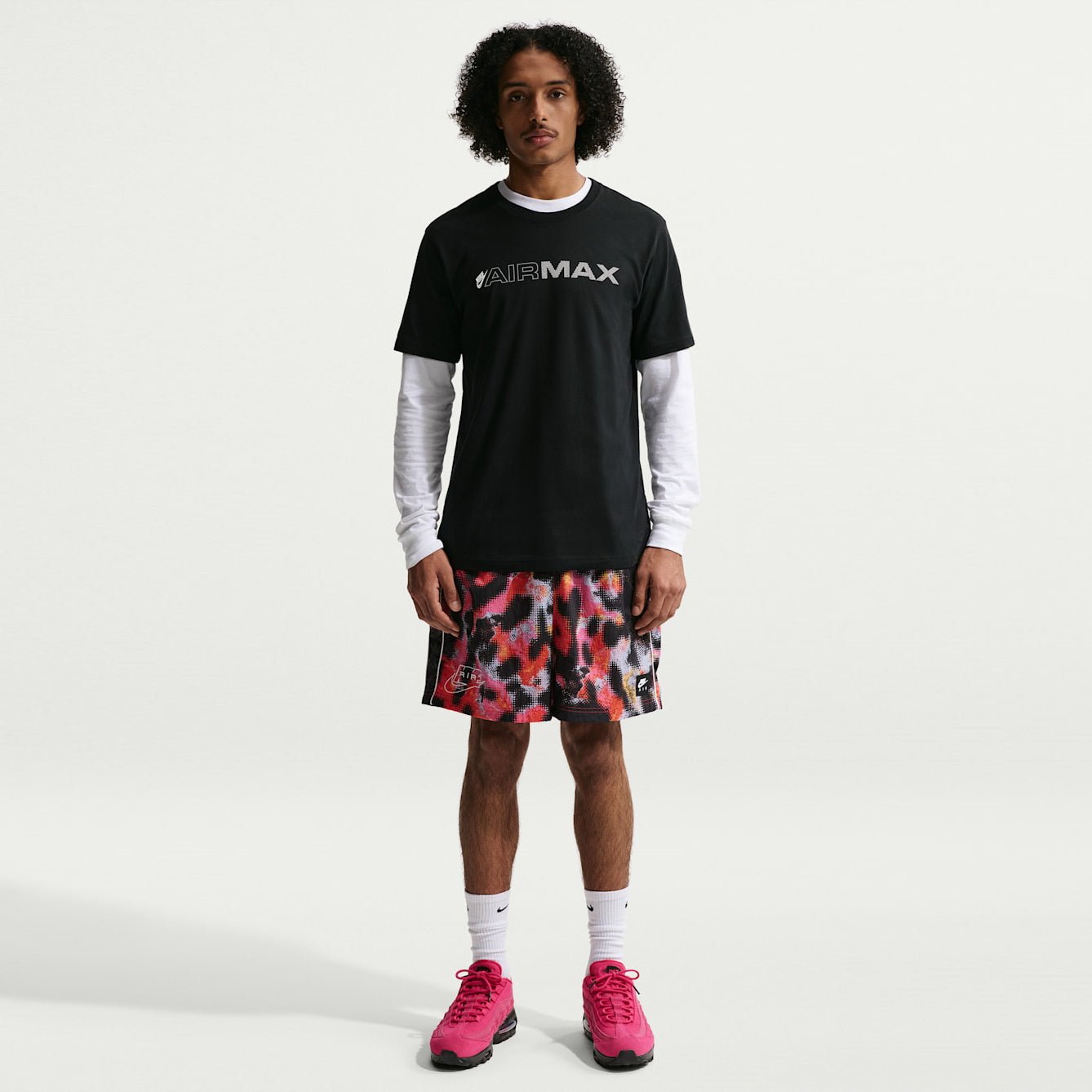 Мъжка тениска Nike Sportswear Air Max T-Shirt - IO1061-010 модел отпред