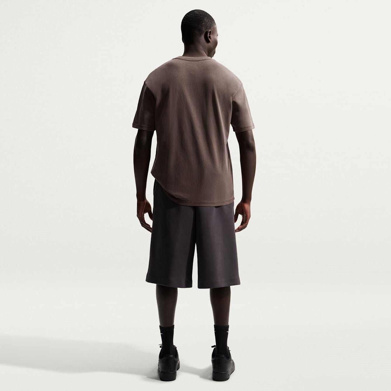 Мъжка тениска Nike Basketball T-Shirt - IH4136-237 модел отзад
