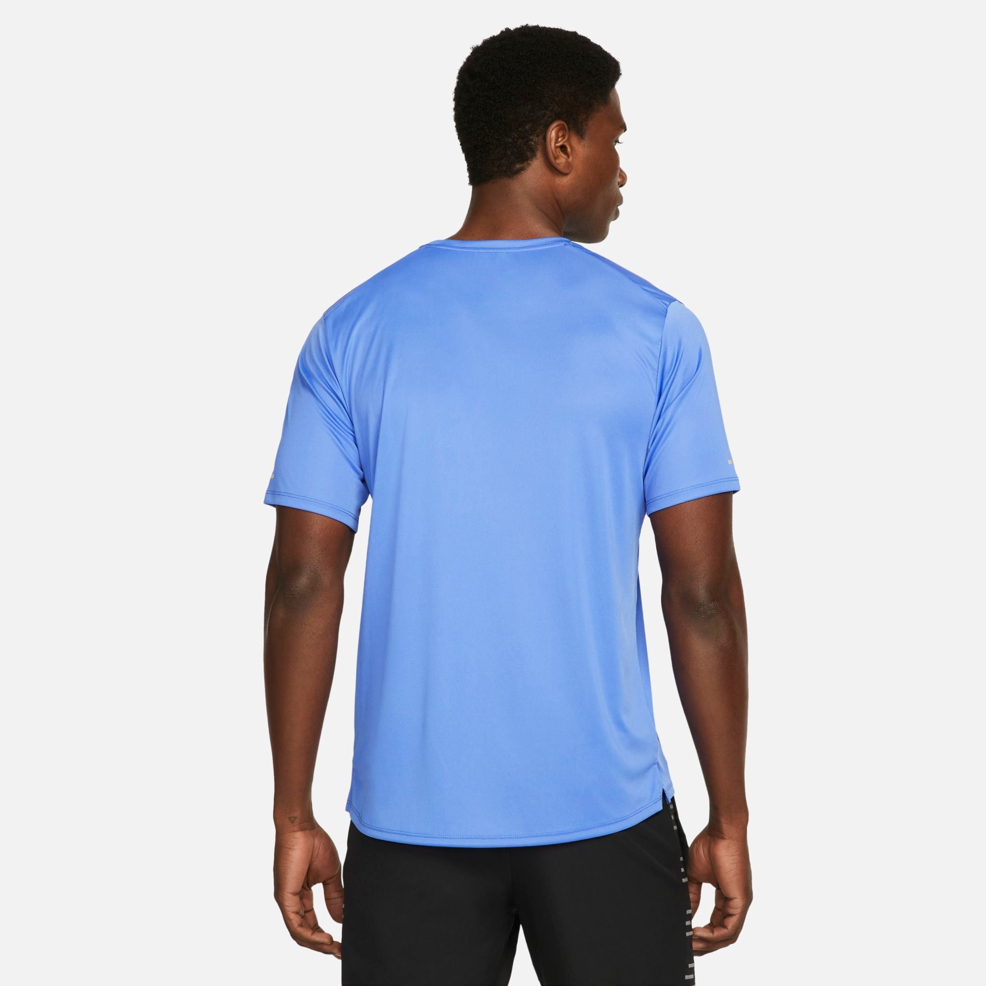Мъжка тениска Nike Dri-FIT Miler UV Run Division Top - DM4811-432 отзад