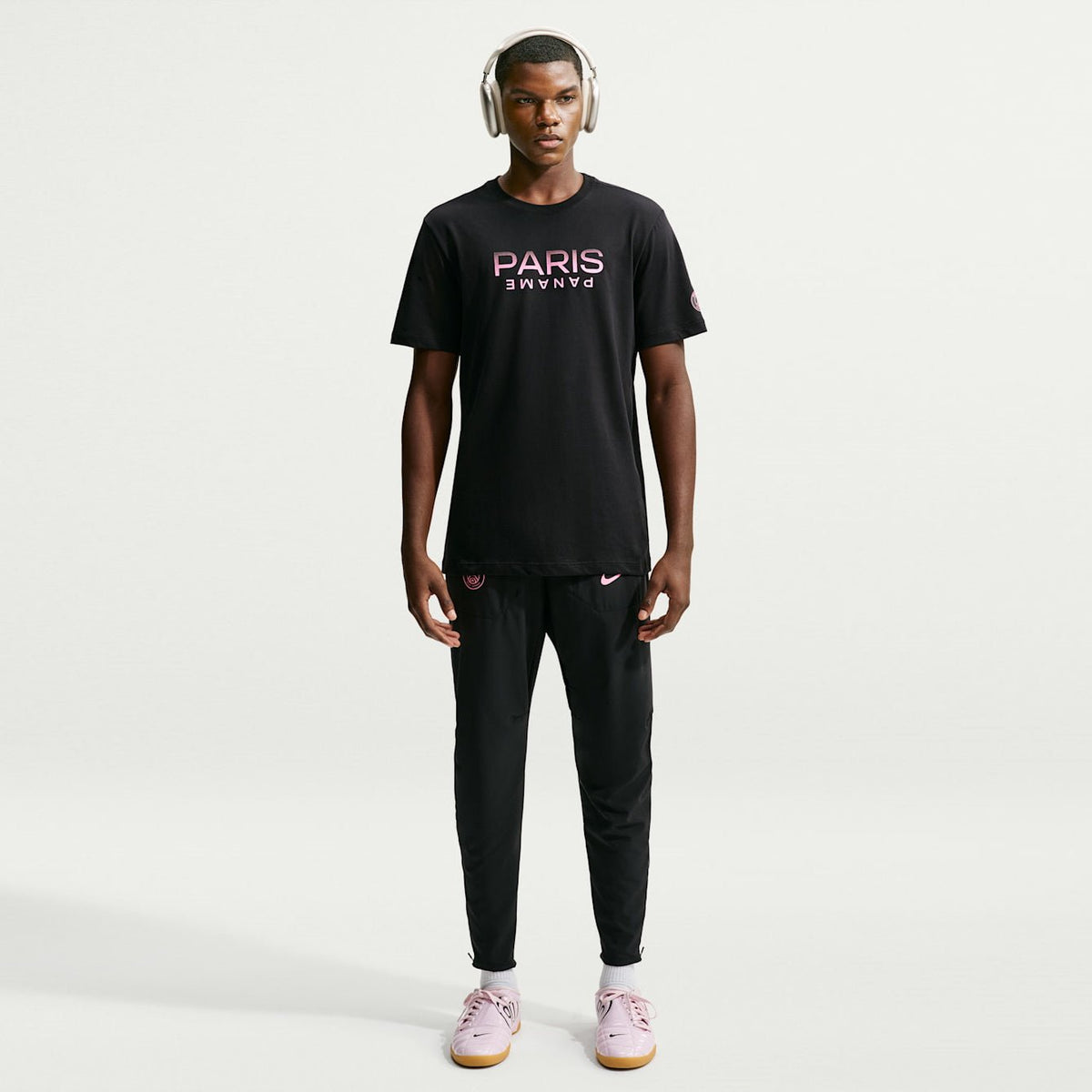 Мъжка тениска Nike Paris Saint-Germain City Tee - IQ5111-010 модел отпред