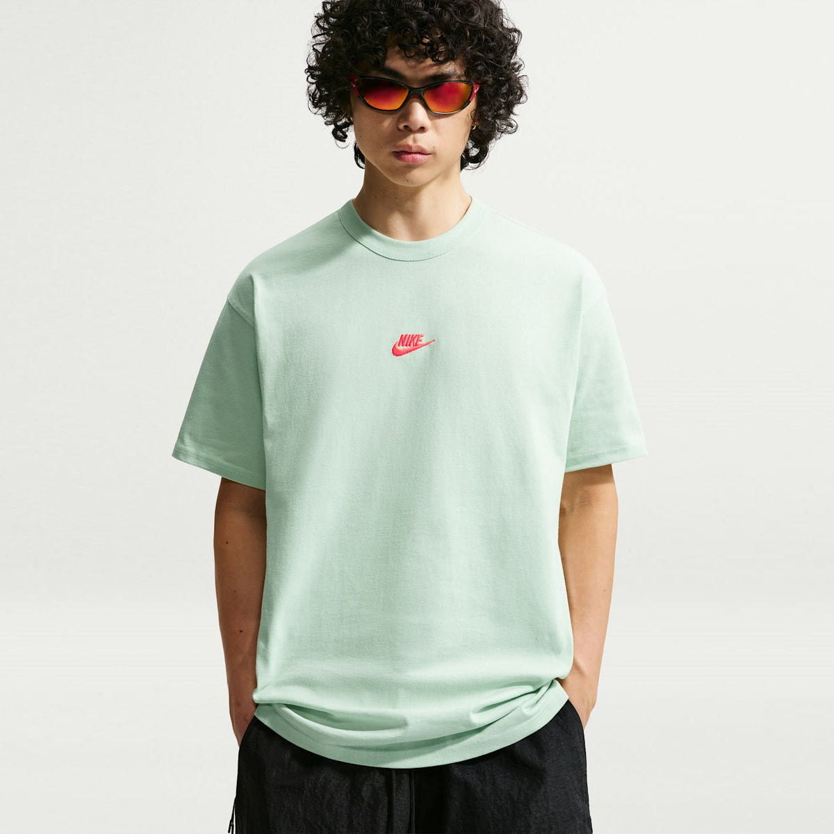 Мъжка тениска Nike Sportswear Premium Essentials T-Shirt - IH1121-313