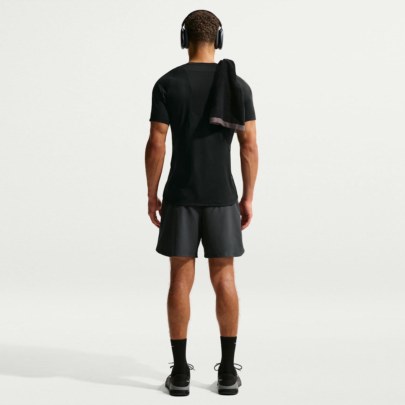 Мъжка тениска Nike Pro Training Dri-FIT ADV Short-Sleeve Top - IF2214-010 модел отзад