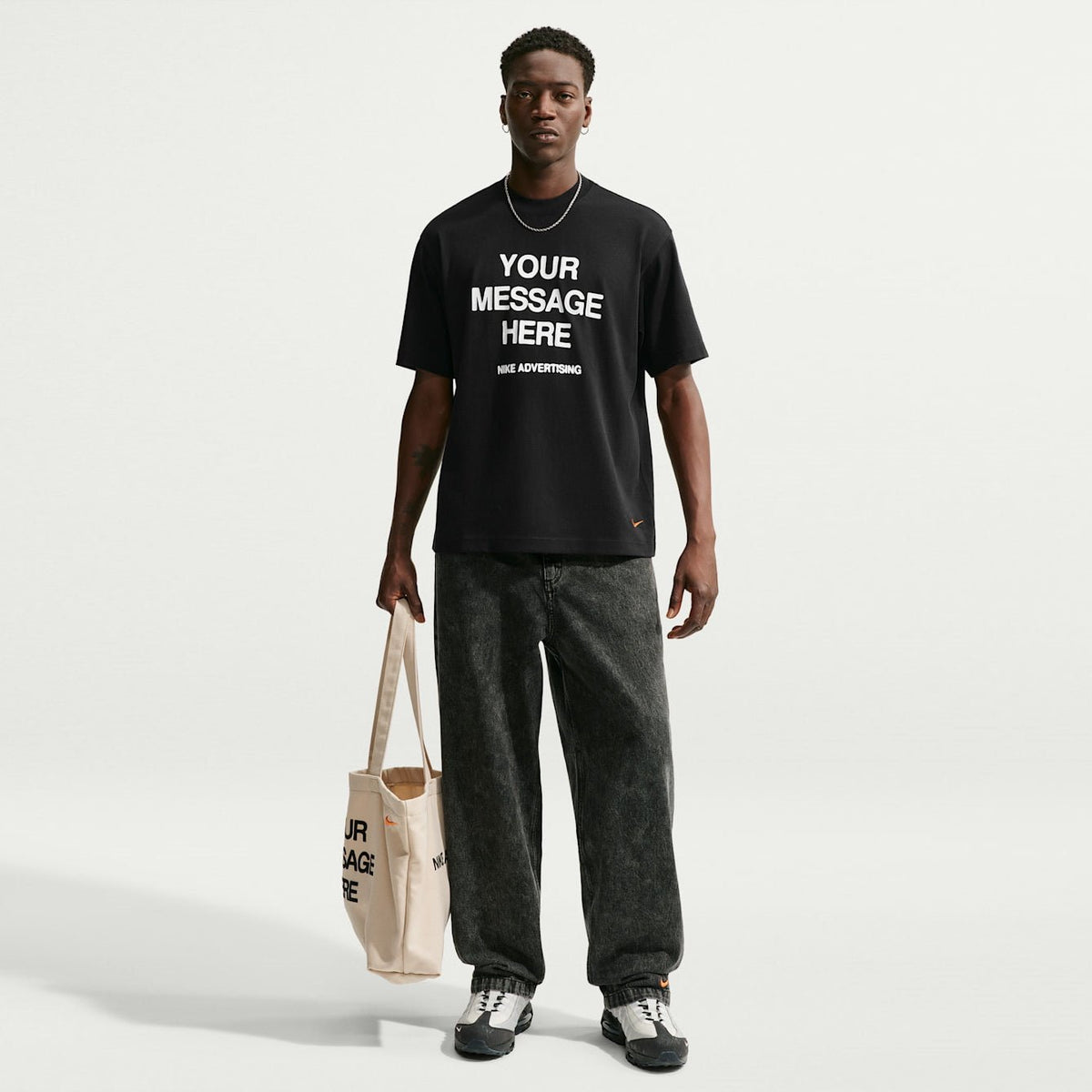 Мъжка тениска Nike Sportswear Your Message Here Tee - IQ5860-010 модел отпред