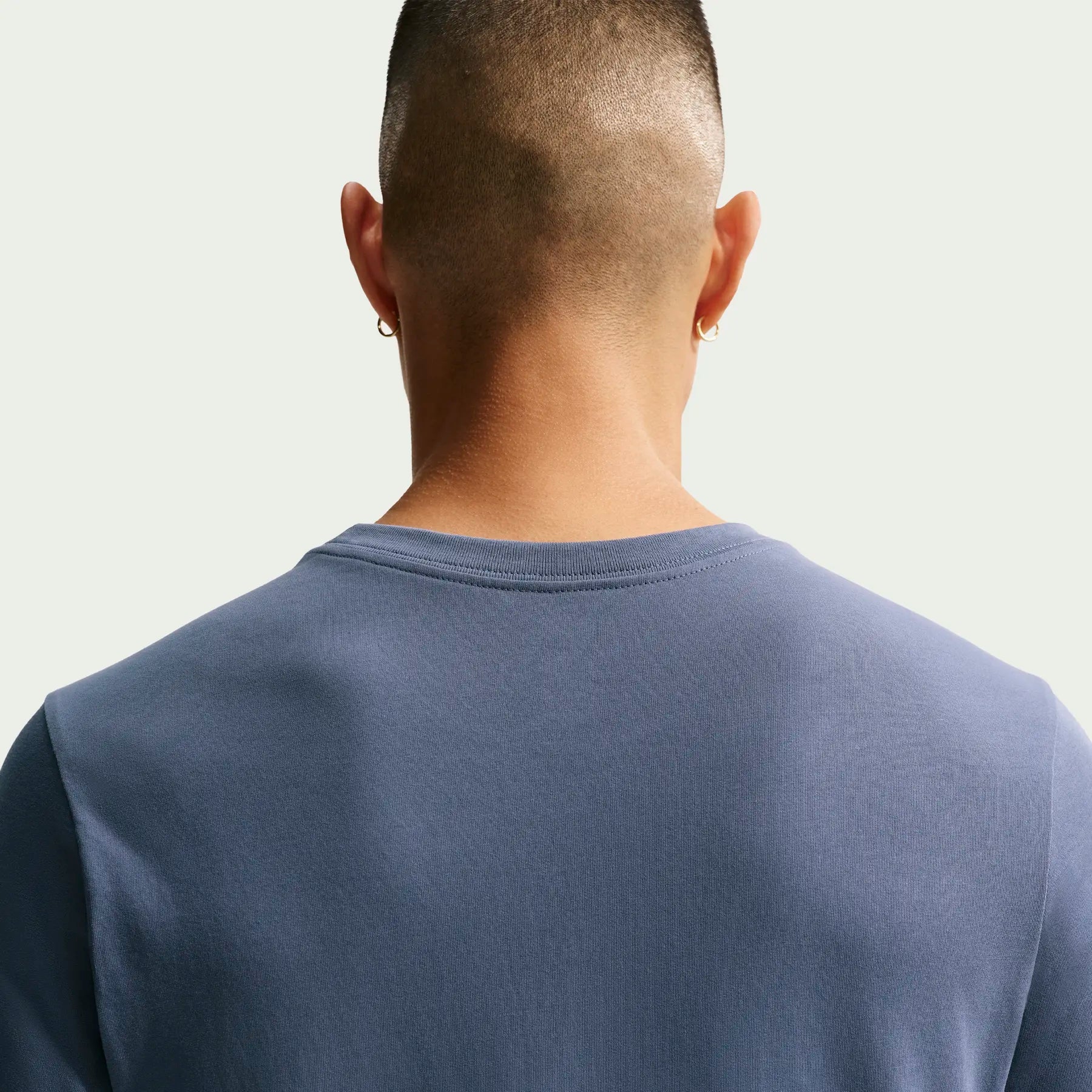 Мъжка тениска Nike Dri-FIT Studio Pro Tee IH1947-491 отзад