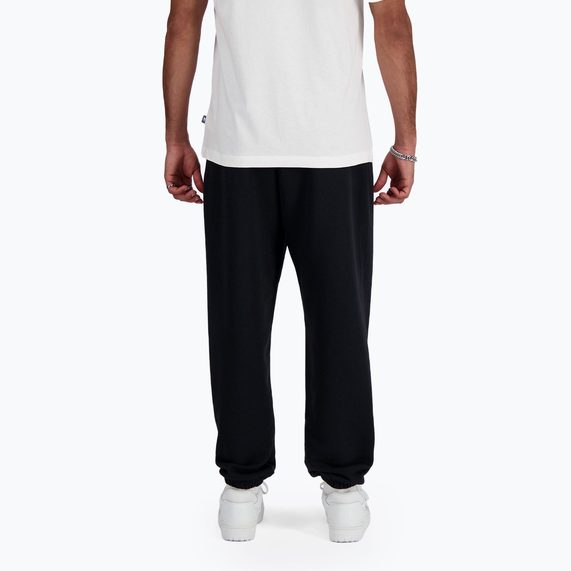 Мъжки джогър New Balance French Terry Jogger - MP41519BK отзад