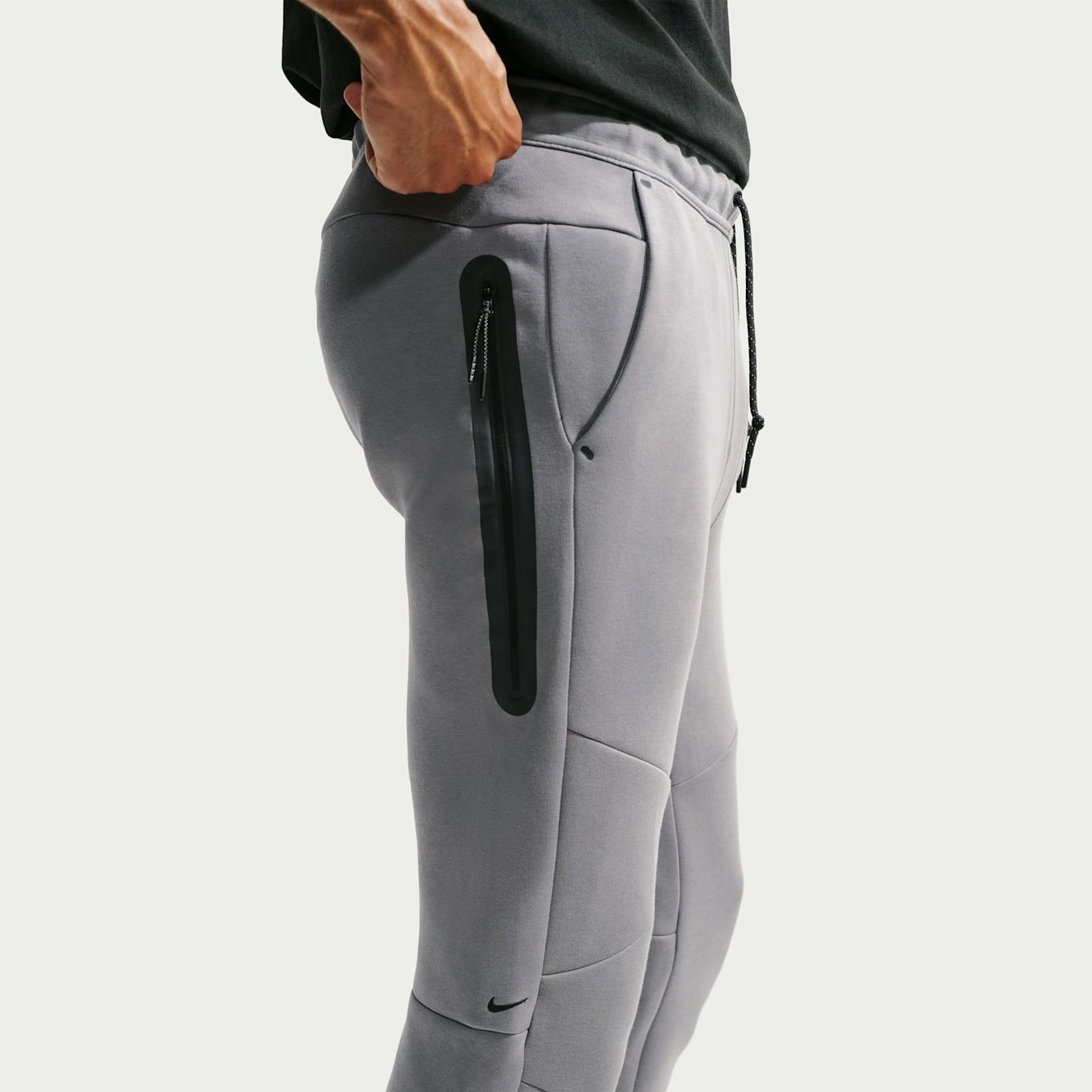 Мъжки джогър Nike Tech Fleece Joggers - HV0959-085 отпред