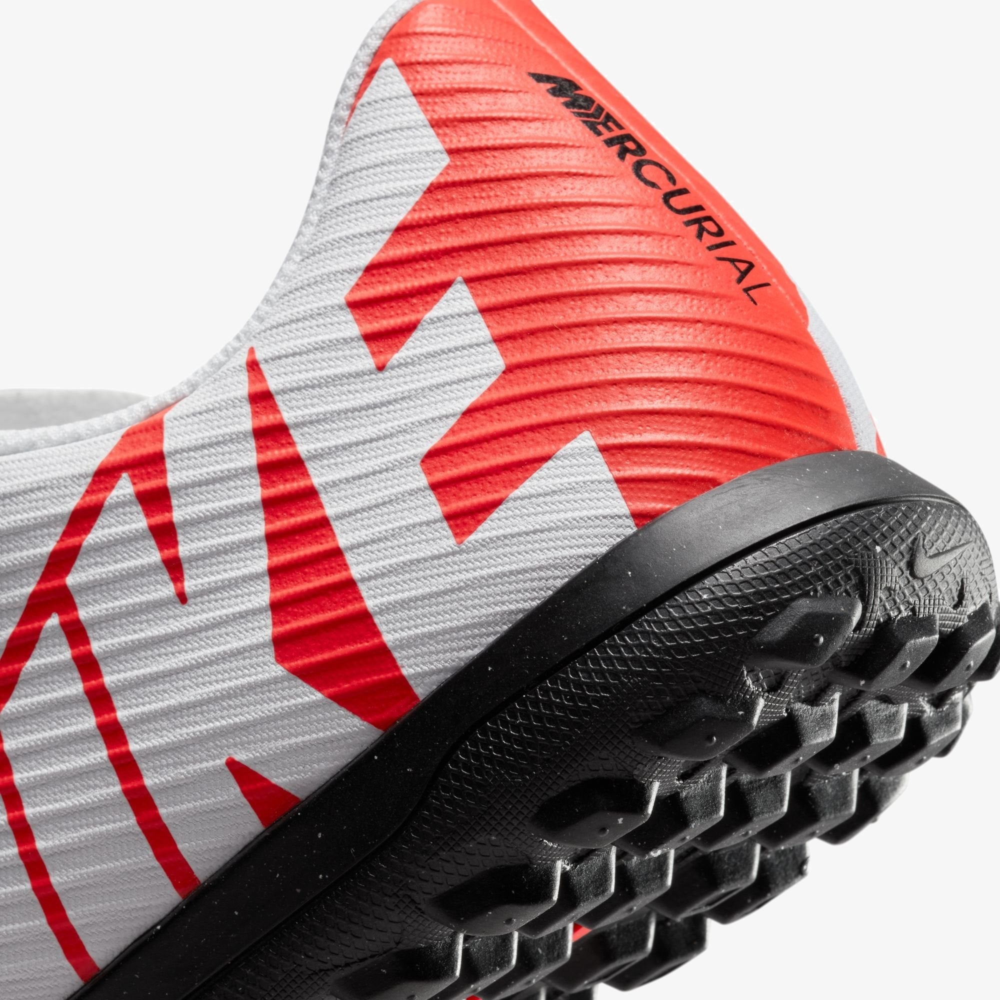 Мъжки футболни обувки Nike Mercurial Vapor 15 Club Turf - DJ5968-600 детайл отзад