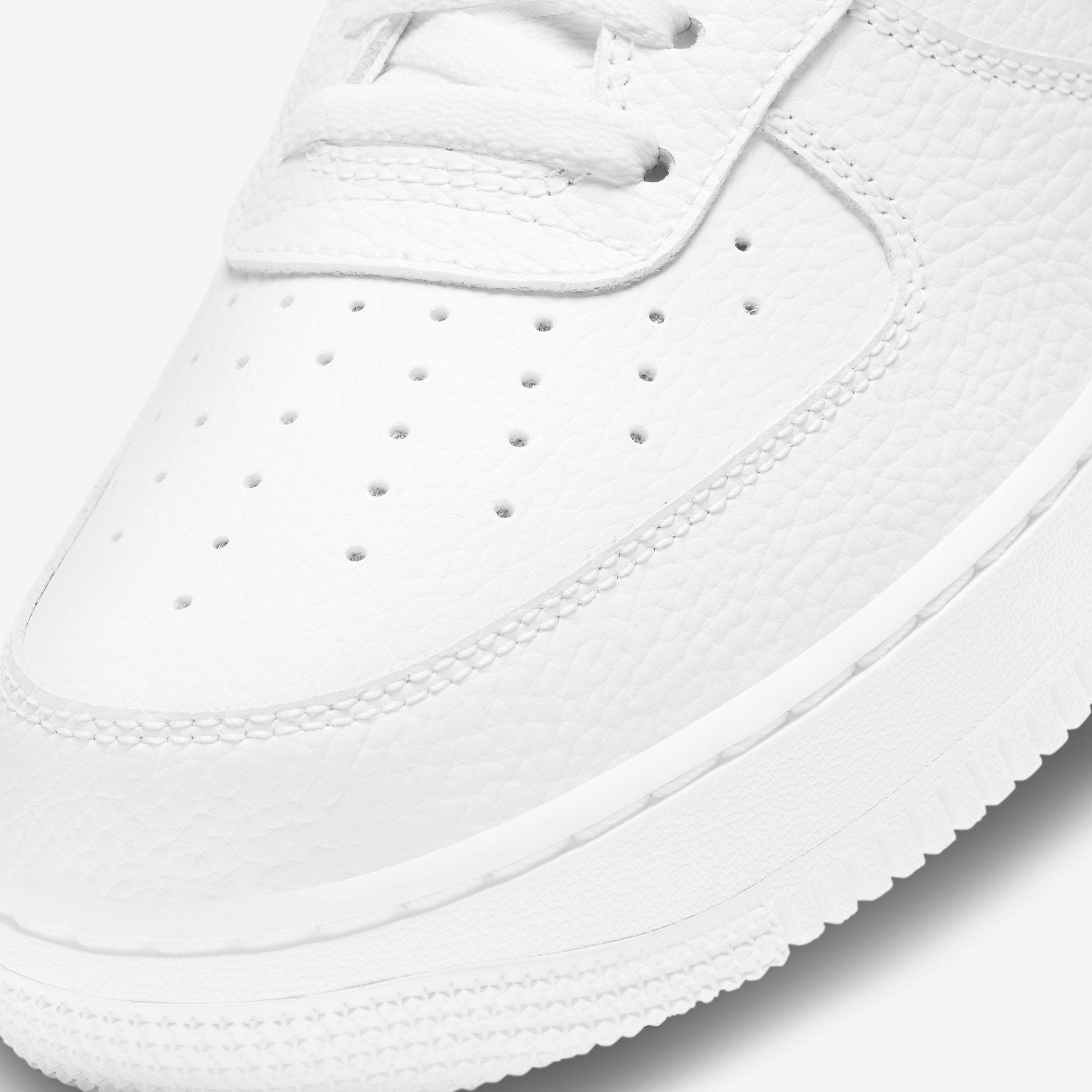 Мъжки кецове Nike Air Force 1 '07 Low - CT2302-100 детайл отпред