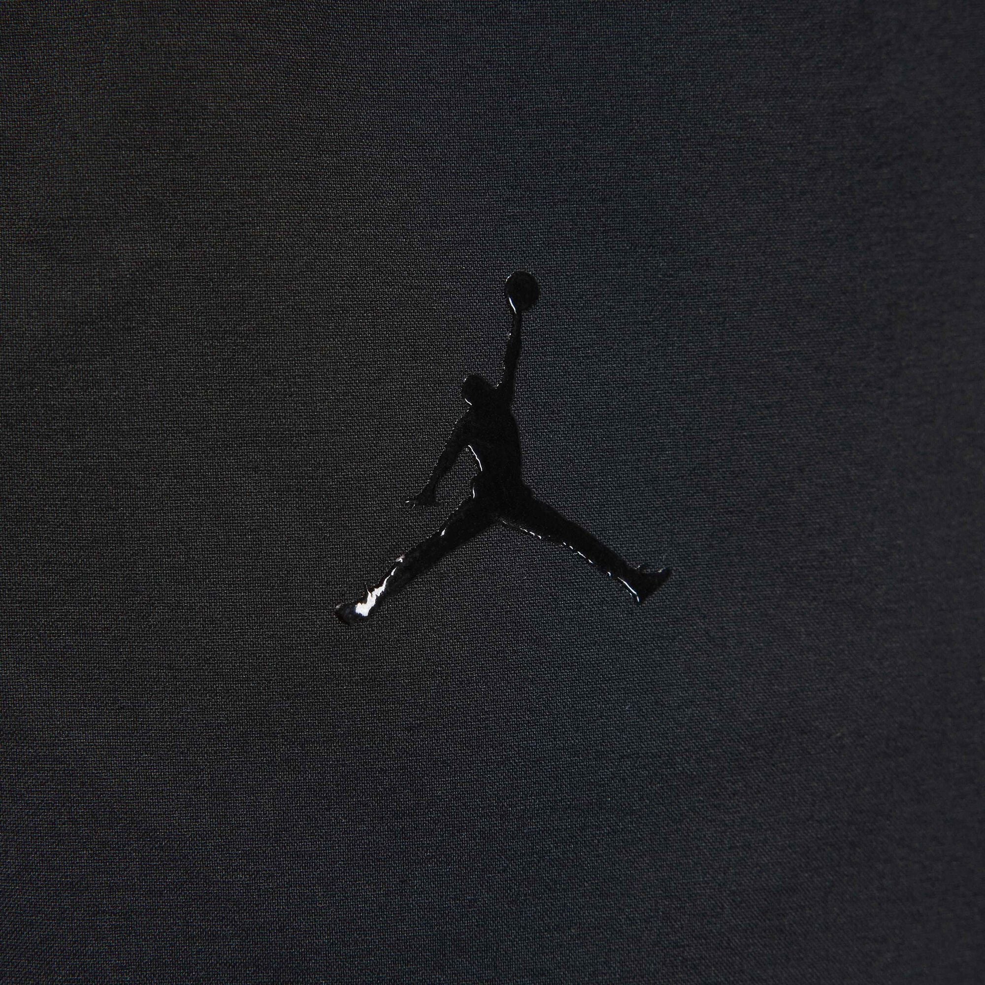 Мъжки къс панталон Jordan Sport Flightweight Dri-FIT Shorts - HF9935-010 детайл лого