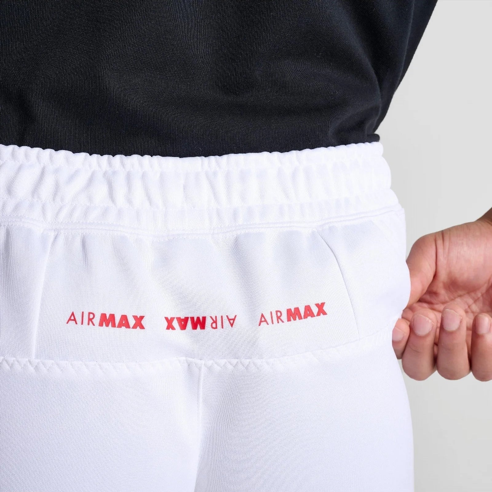 Мъжки къс панталон Nike Air Max Poly Knit Shorts - FV5592-100 лого Air Max