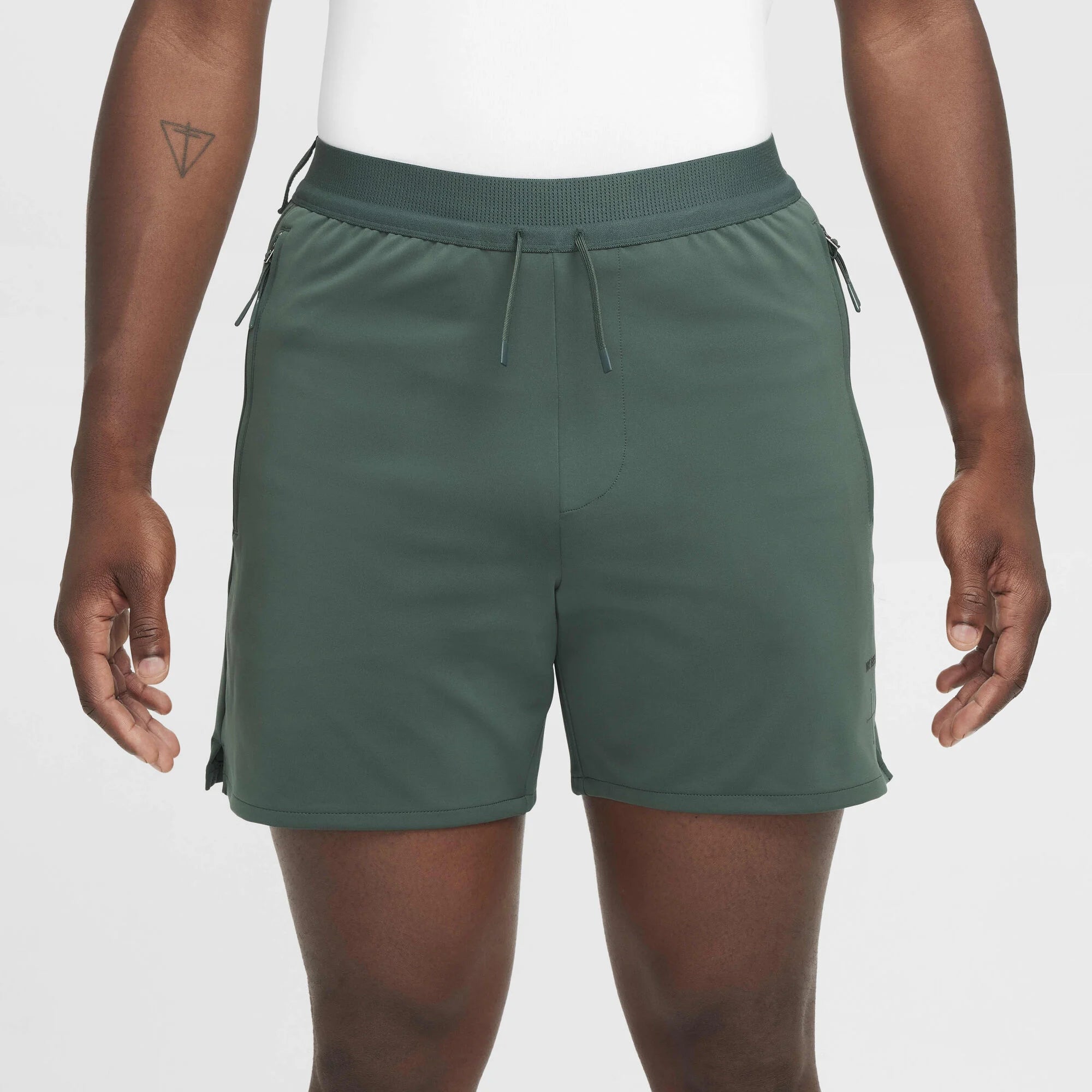 Мъжки къс панталон Nike APS Dri-FIT ADV Versatile Shorts - FV8698-338 отпред