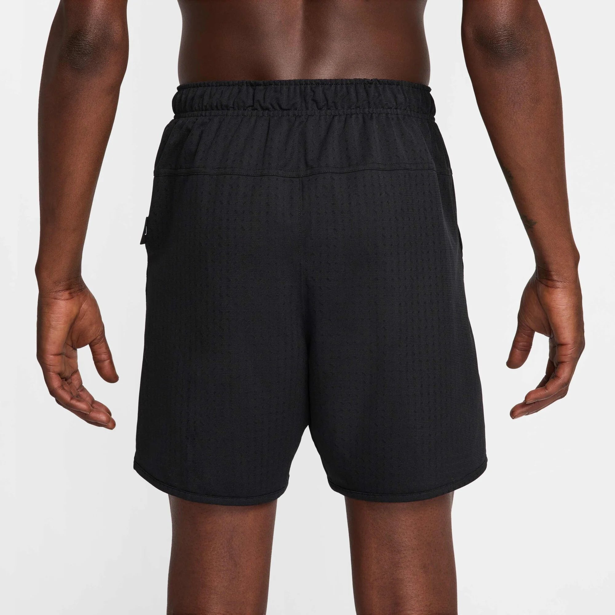 Мъжки къс панталон Nike Totality Breathe Dri-FIT Unlined Versatile Shorts - HJ4058-010 отзад