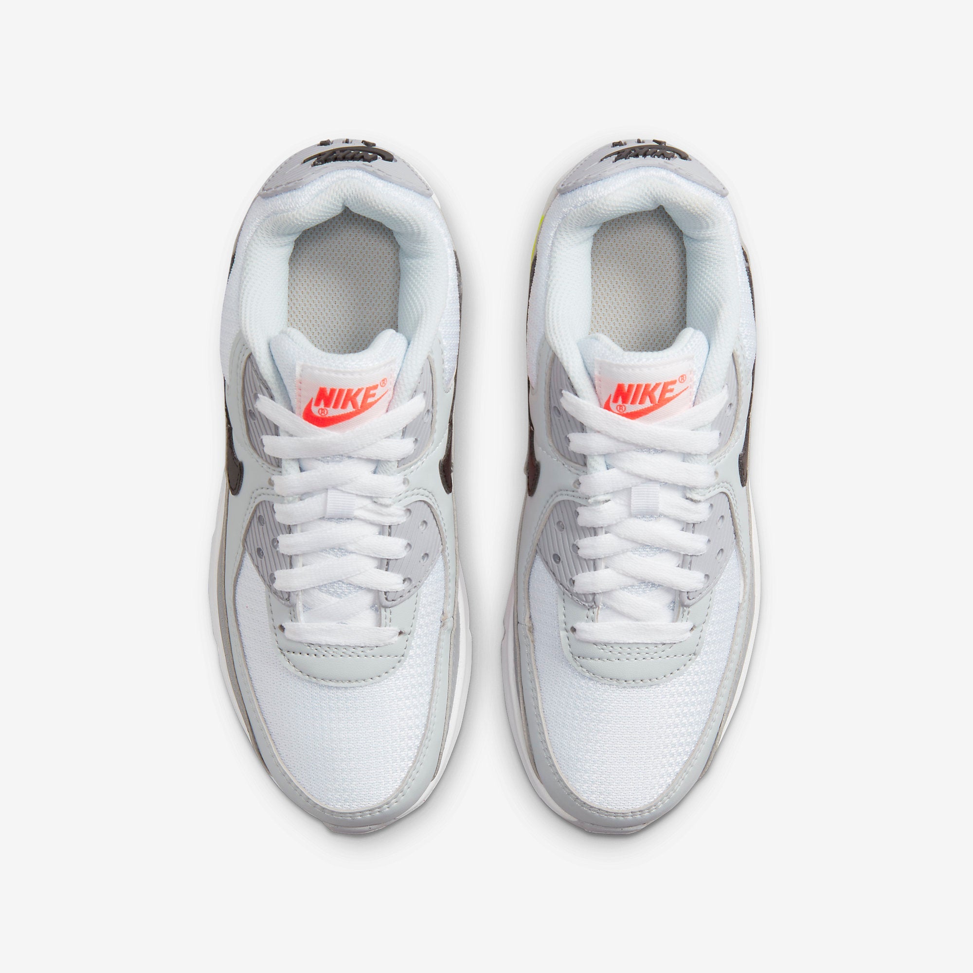 Мъжки маратонки Nike Air Max 90 Gradient Cassette - DR8600-001 отгоре