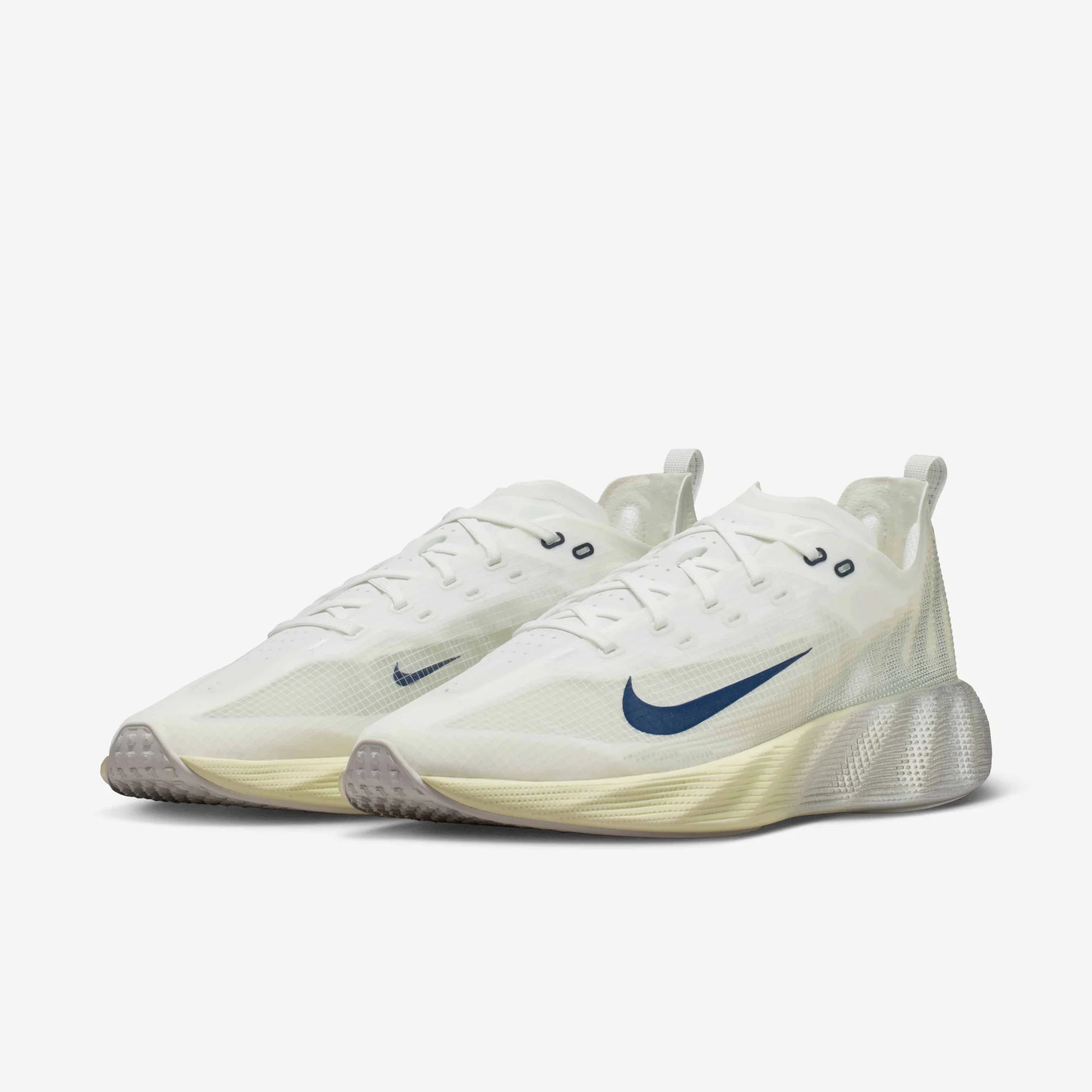 Мъжки маратонки Nike Ava X - HM9697-003 отпред