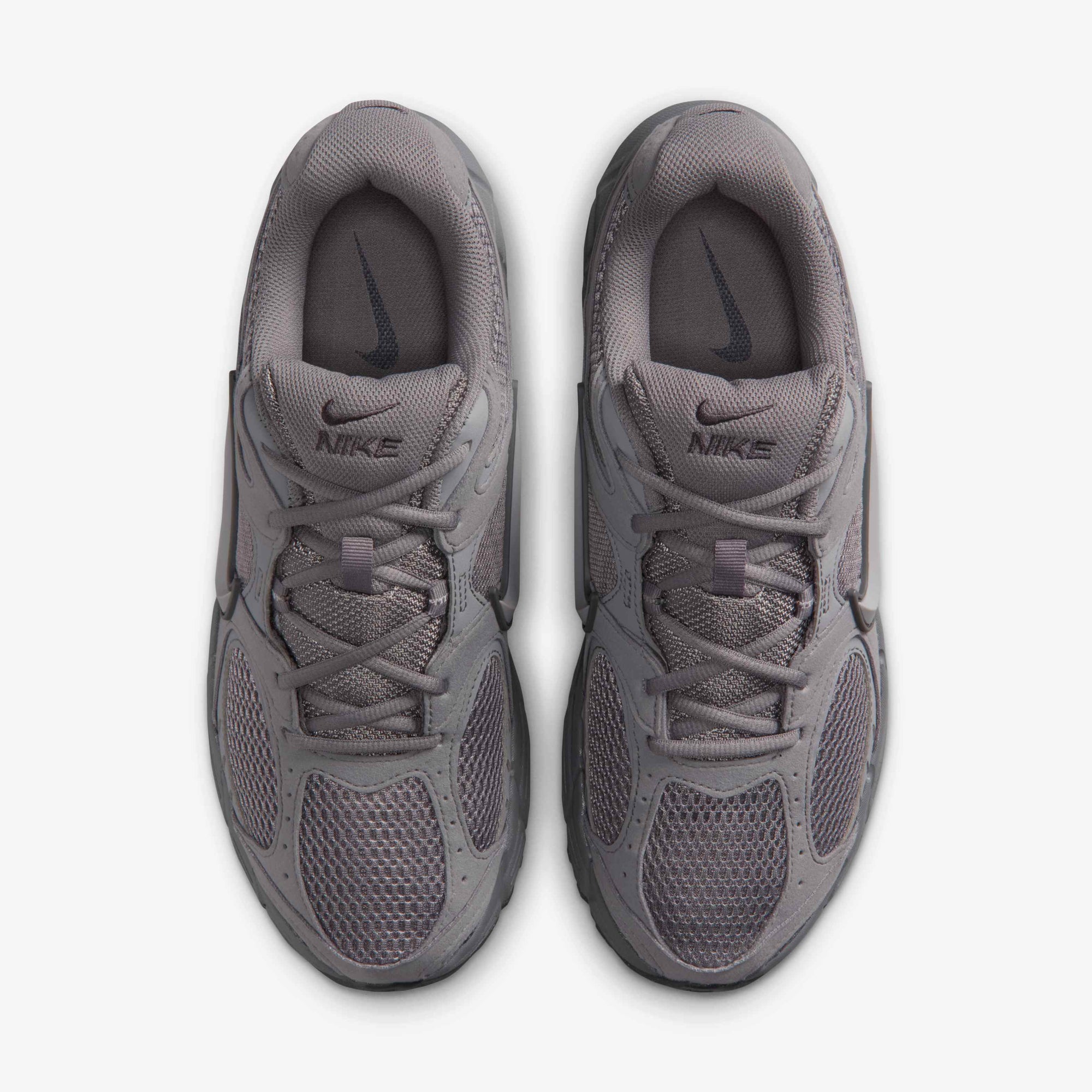 Мъжки маратонки Nike V5 RNR II6292-006 изглед отгоре
