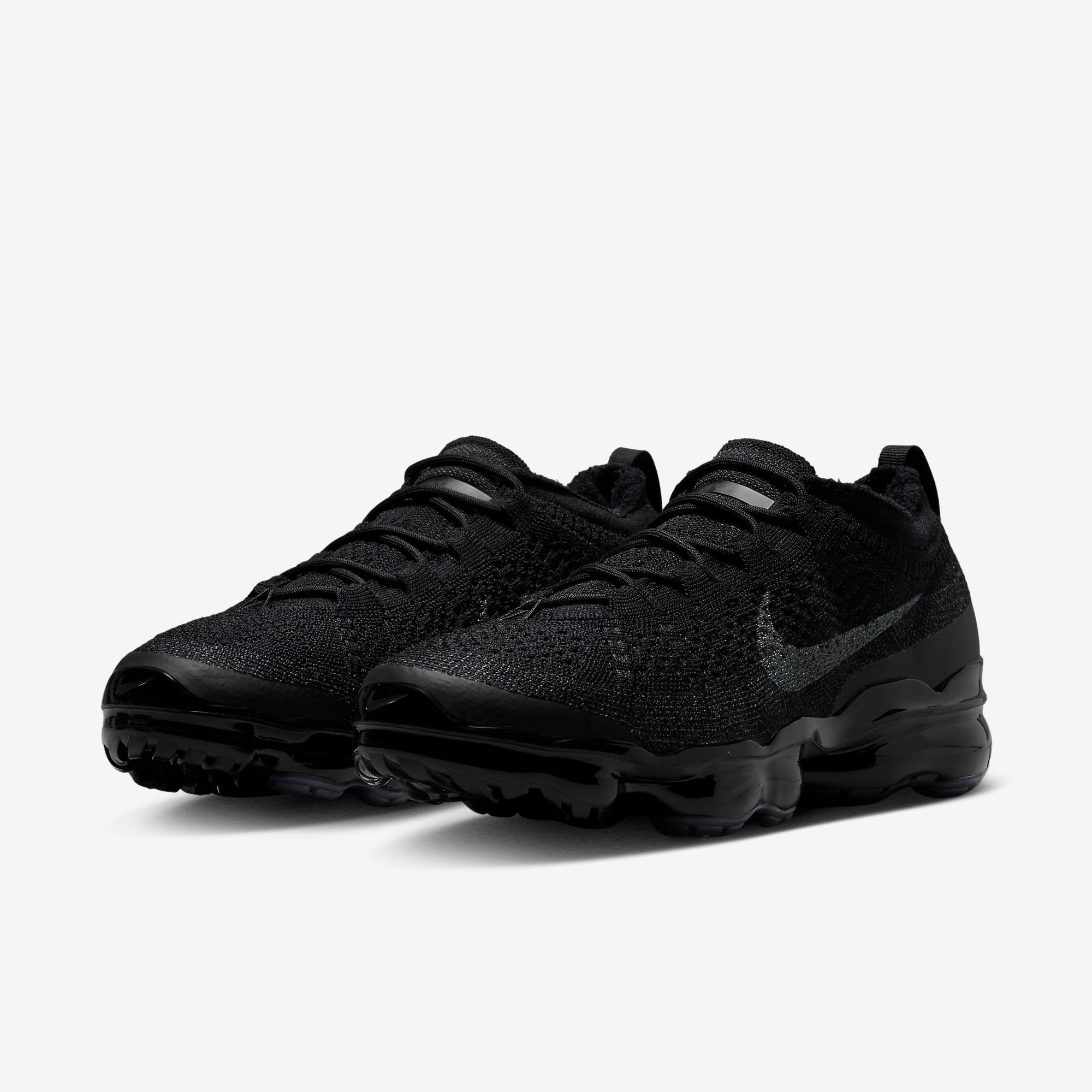 Мъжки маратонки Nike VaporMax 2023 Flyknit - DV1678-003 отпред