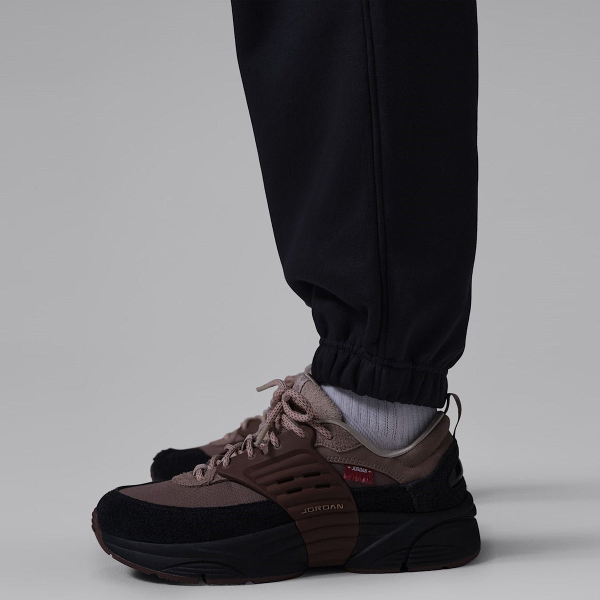 Мъжки панталон Jordan Brooklyn Trousers - IM8906-010 детайл крачоли