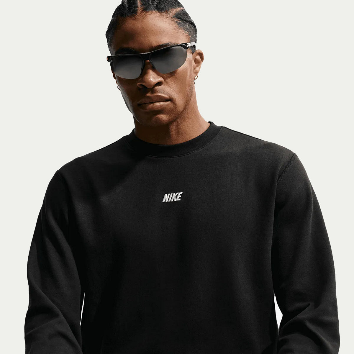 Мъжки суитшърт Nike Club Varsity Crew - IU0792-010