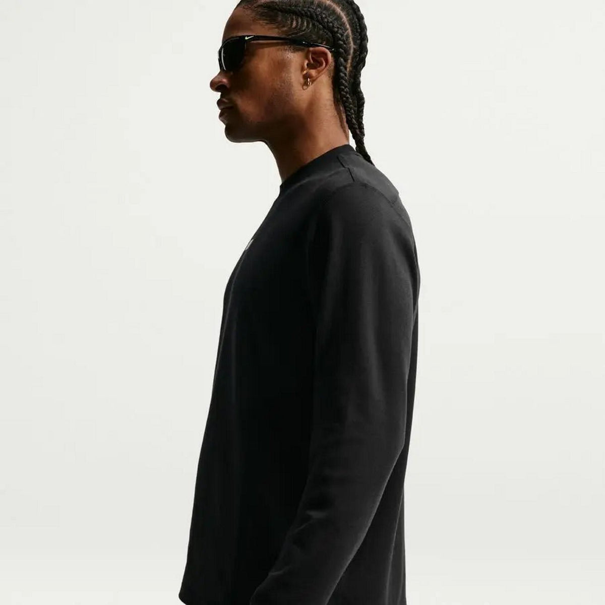 Мъжки суитшърт Nike Club Varsity Crew - IU0792-010 отстрани