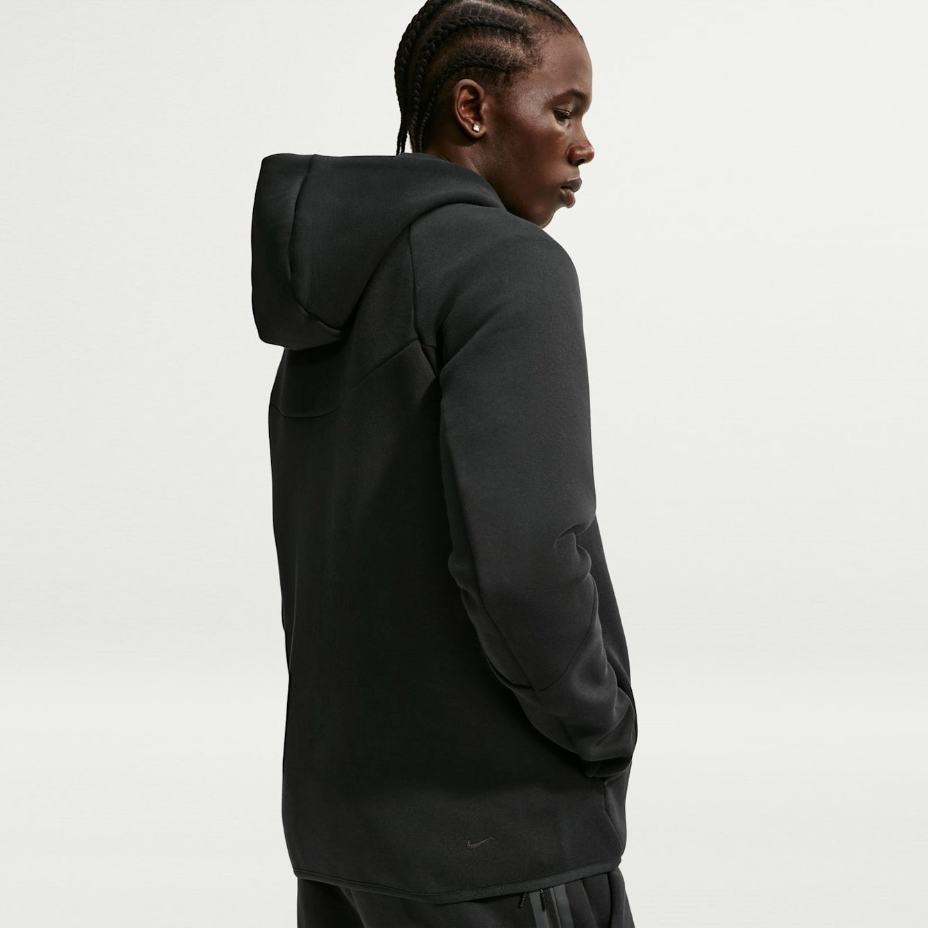 Мъжко худи Nike Tech Fleece Windrunner Hoodie - HV0949-010 отзад