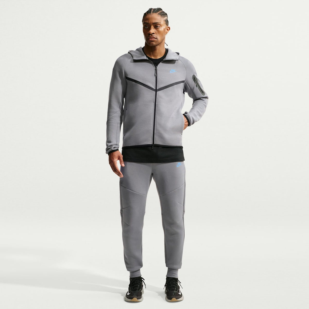 Мъжко худи Nike Tech Fleece Windrunner Full-Zip Hoodie - HV0949-085 модел