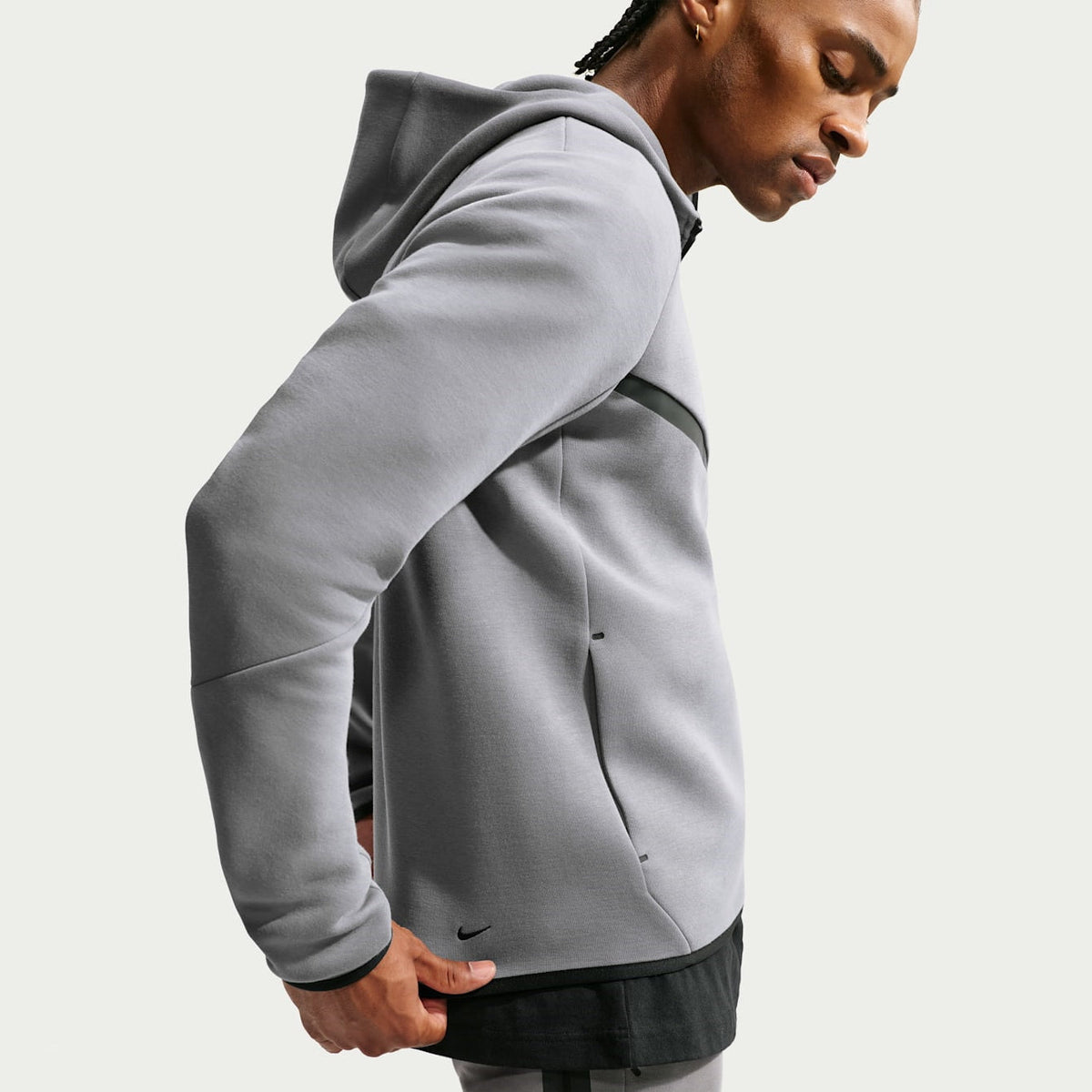 Мъжко худи Nike Tech Fleece Windrunner Full-Zip Hoodie - HV0949-085 отстрани