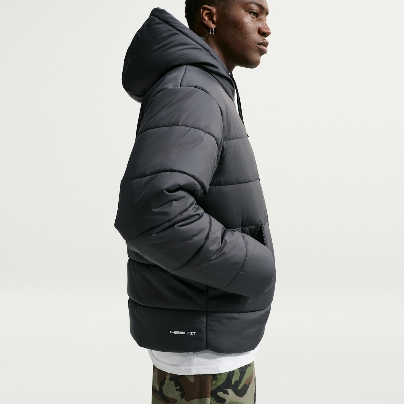 Мъжко яке Nike Sportswear PrimaLoft Therma-FIT Loose Puffer Jacket - IO4895-010 отстрани