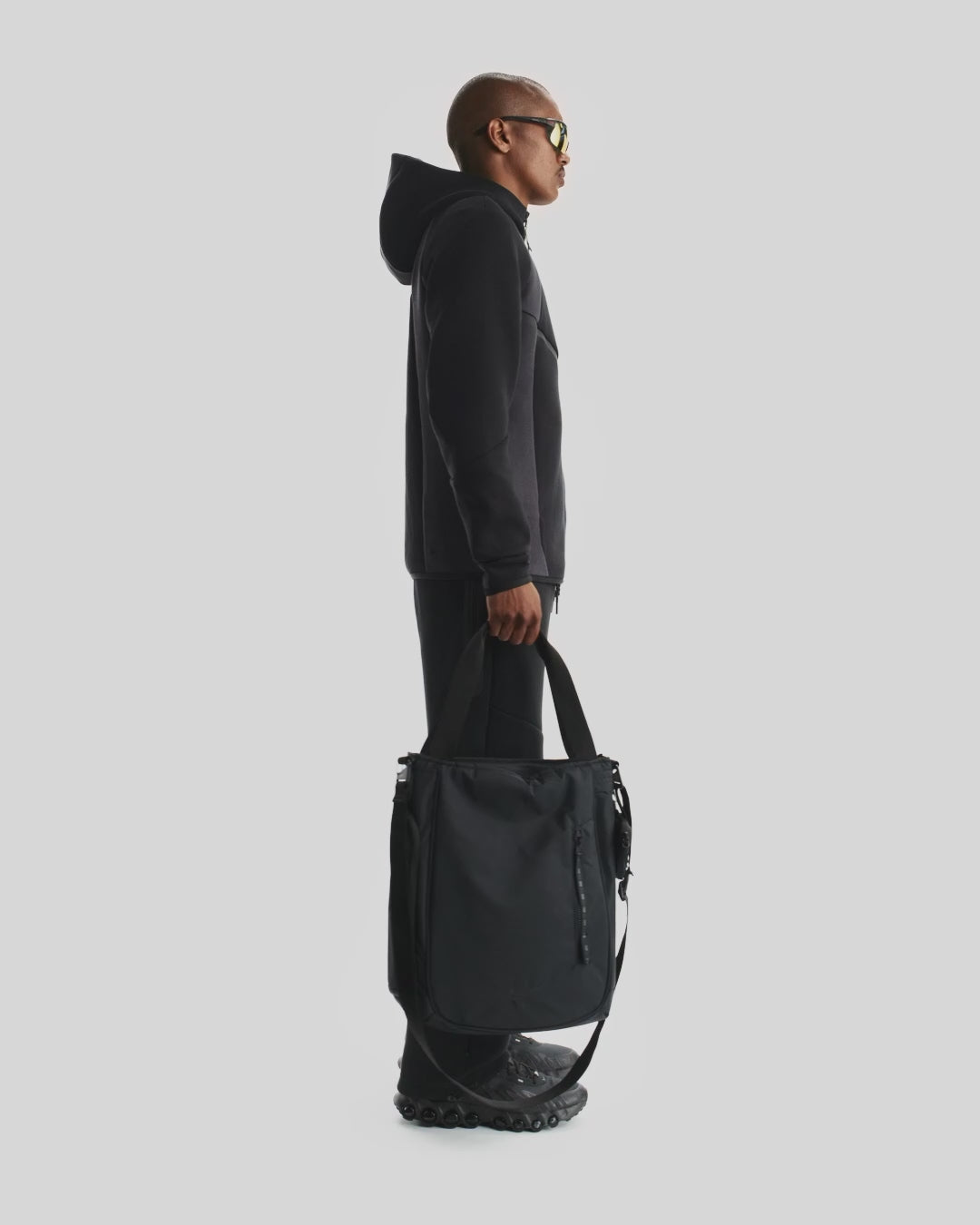 Мъжко яке Nike Tech Colour-Block Full-Zip Fleece Windrunner Jacket -IF1325-010 модел видео