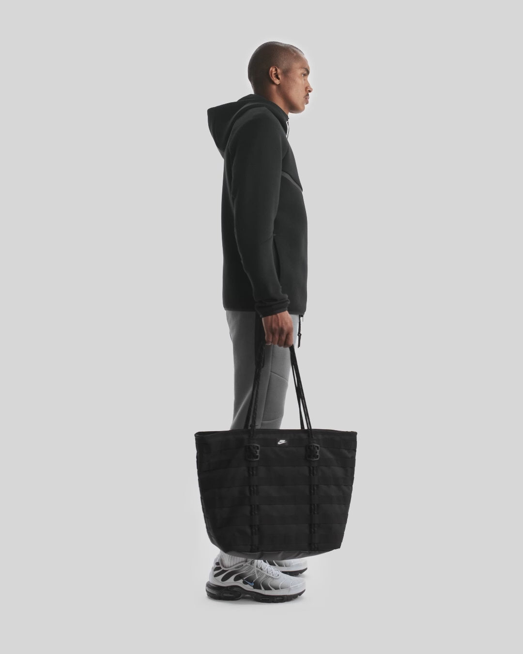 Мъжки джогър Nike Tech Fleece Joggers - HV0959-085 модел видео