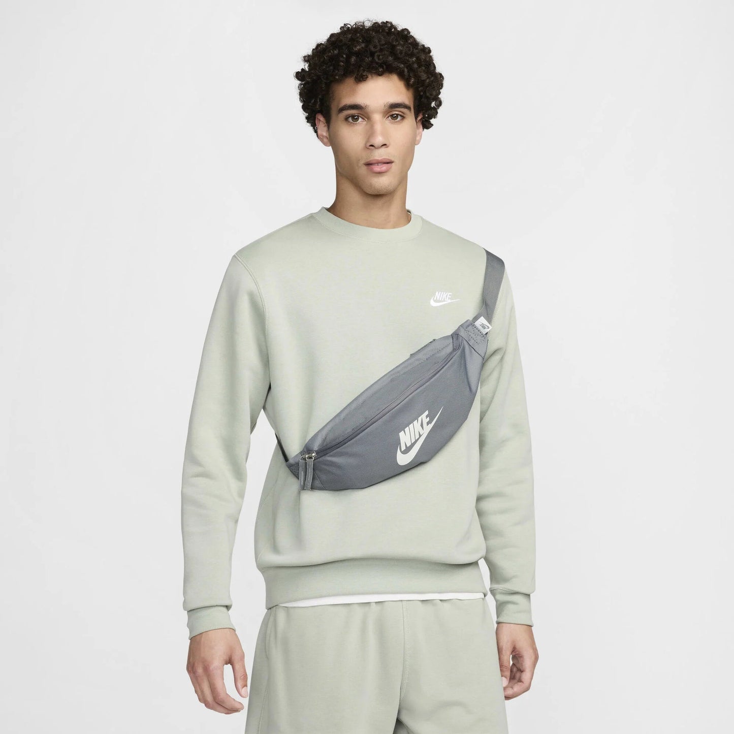 Унисекс чанта Nike Heritage Waistpack - 3L - Airhouse