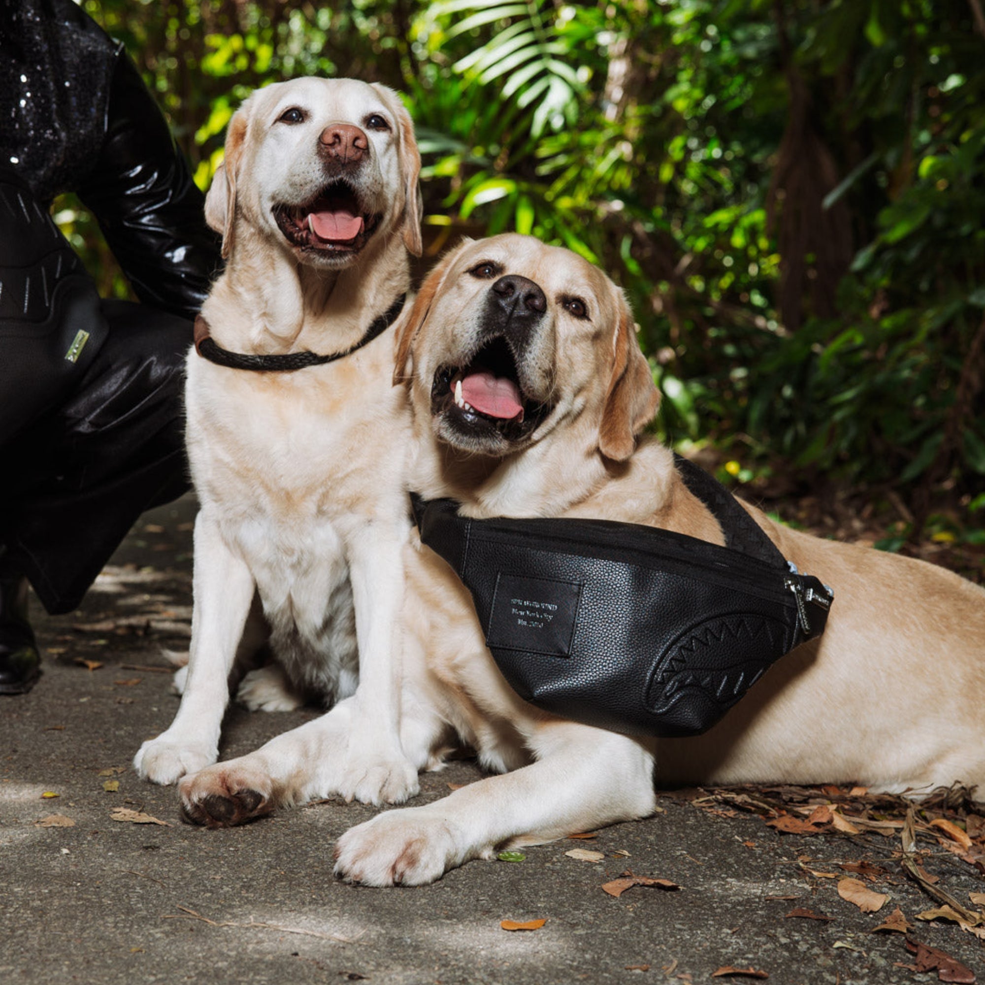 Унисекс чанта Sprayground The HQ Savvy Crossbody - Airhouse