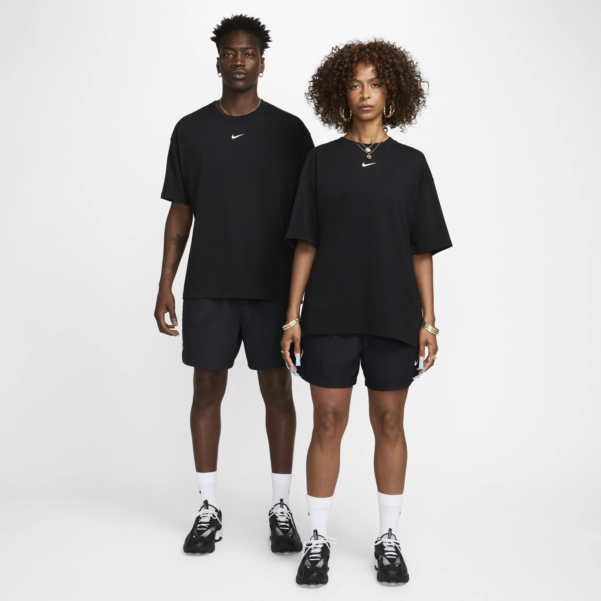 Унисекс къс панталон Nike X Nocta Cardinal Nylon Shorts - FN8194-010 модели отпред