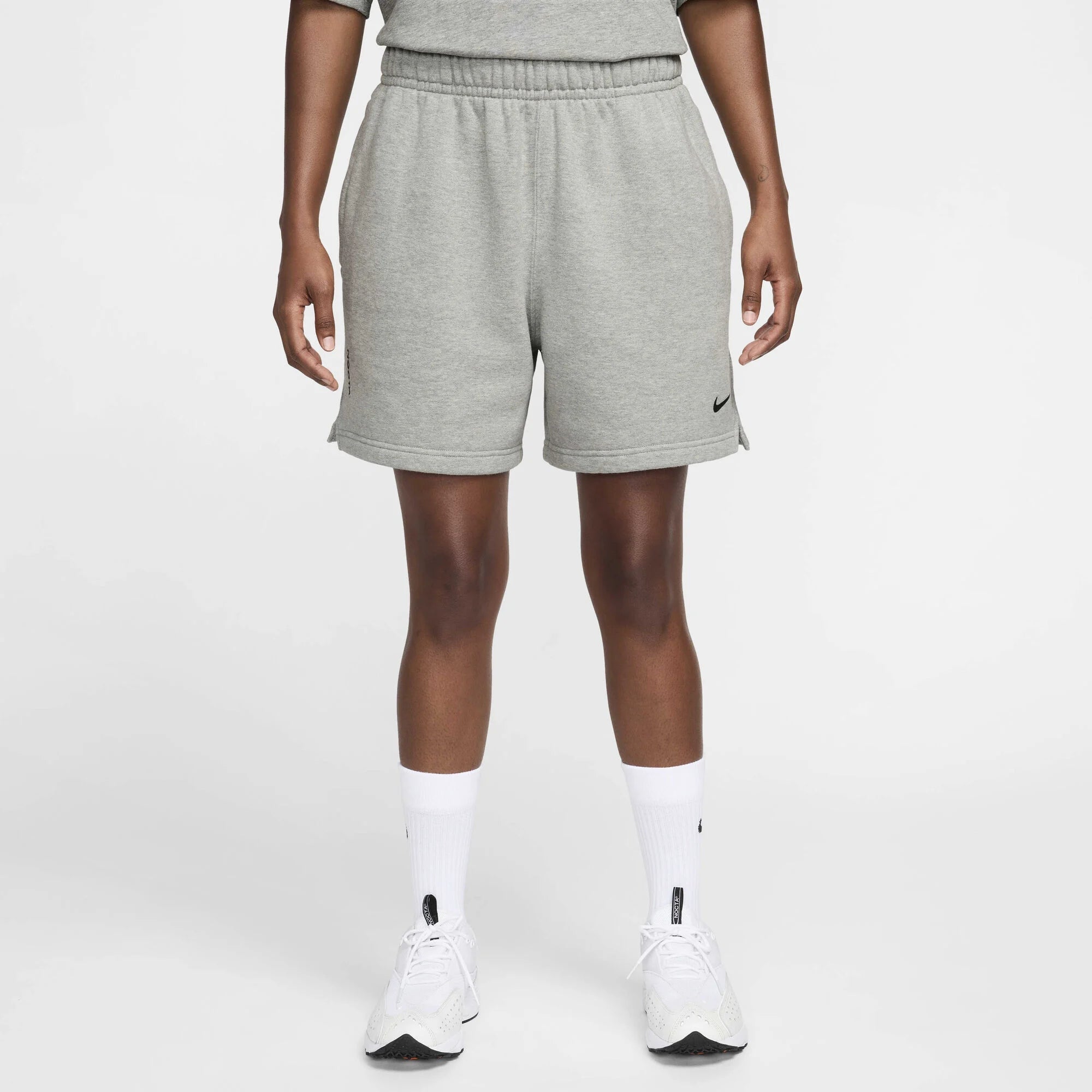 Унисекс къс панталон Nike X Nocta Cardinal Fleece Shorts- FQ0408-063 отпред жена