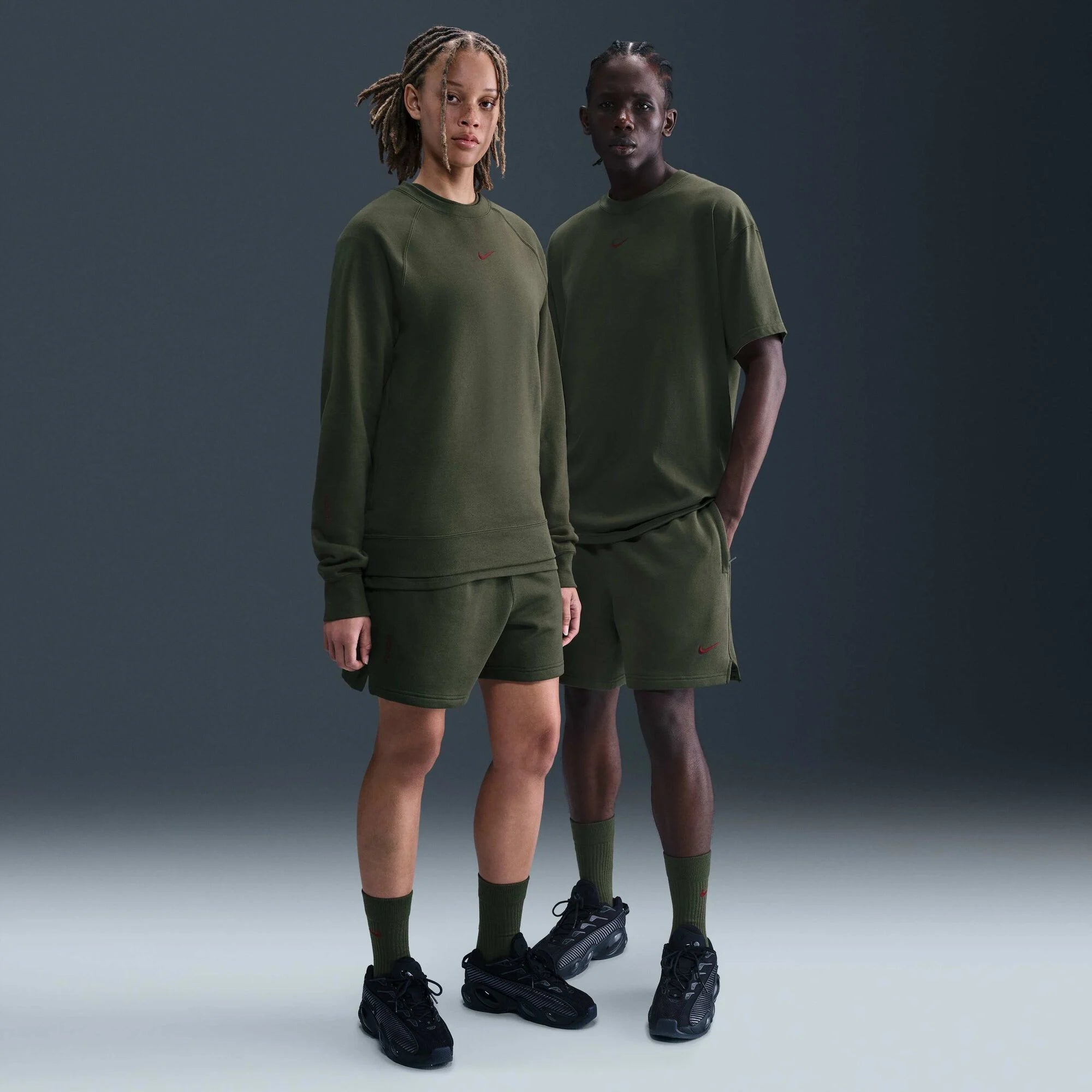 Унисекс къс панталон Nike X Nocta Cardinal Fleece Shorts - FQ0408-325 модели отпред