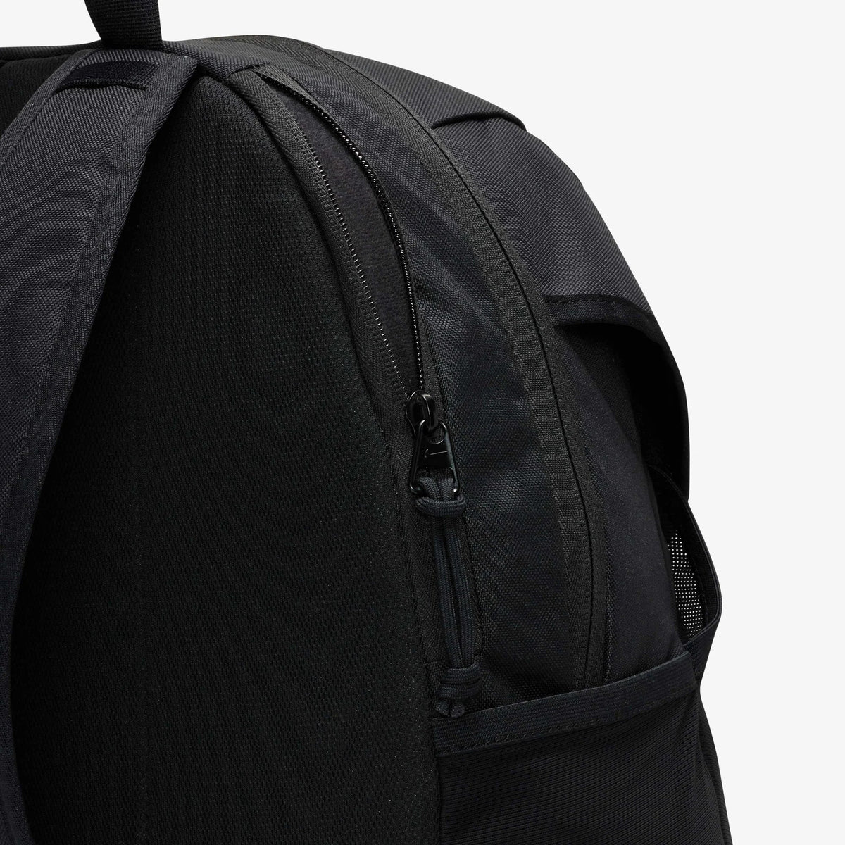 Унисекс раница Nike Academy Team Backpack 30L - DV0761-011 детайл джоб