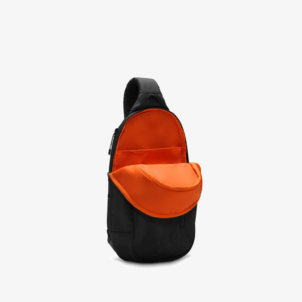 Унисекс раница Nike Commute Sling Bag (8L) - FZ6132-011 детайл основен джоб
