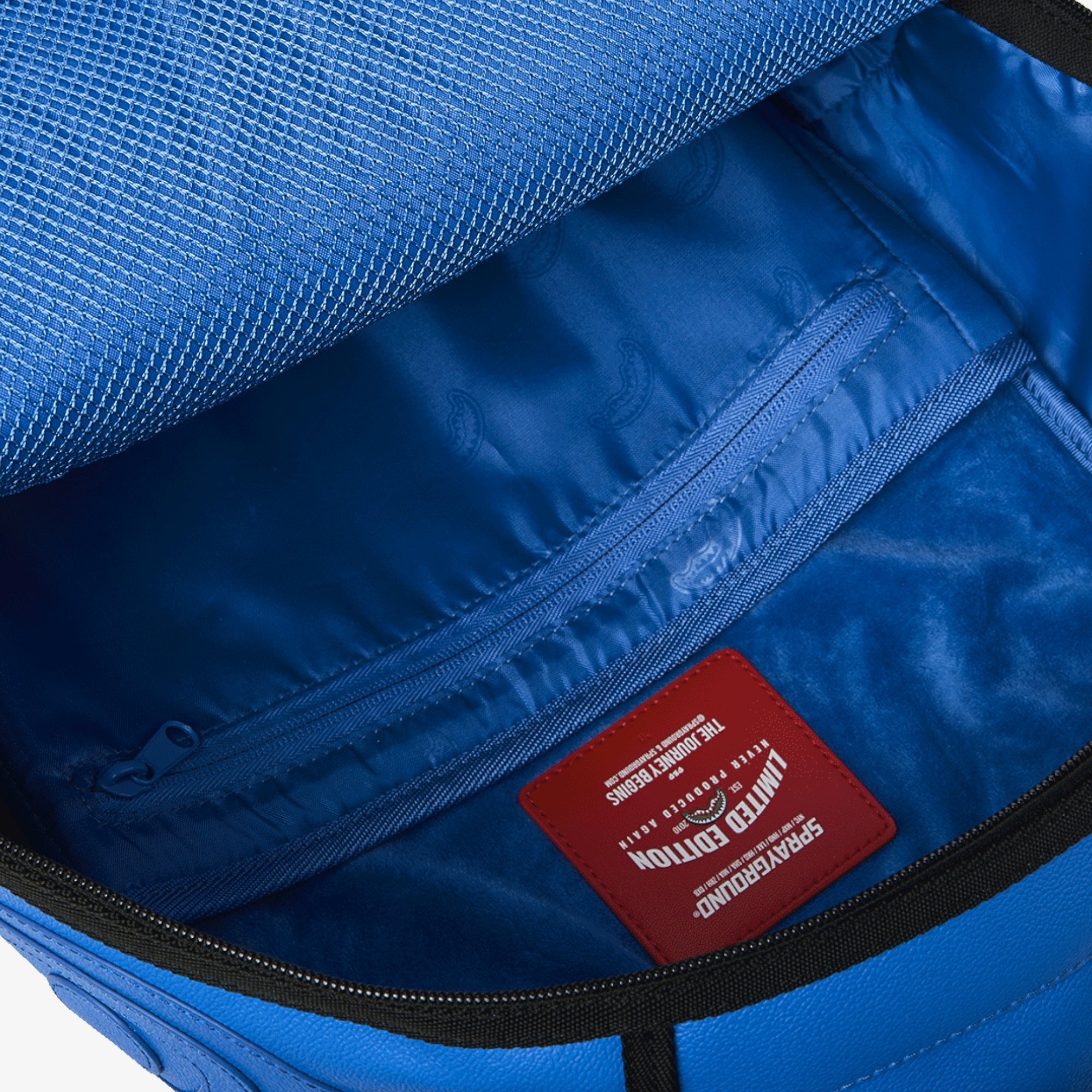 Унисекс раница Sprayground Blue Henny DLXSV Backpack - 910B8766NSZ детай джоб