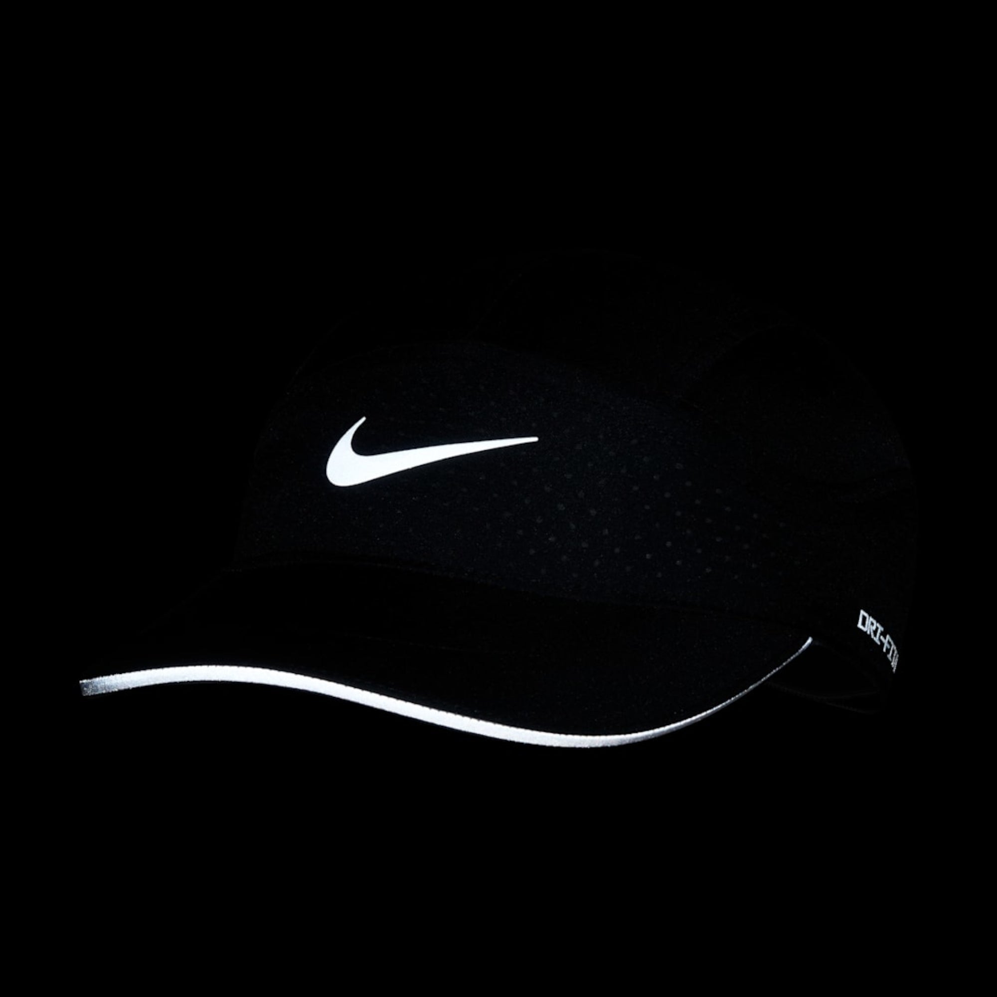 Унисекс шапка Nike Fly Dri-FIT ADV Unstructured Reflective Cap FB5681-010 детайл рефлект