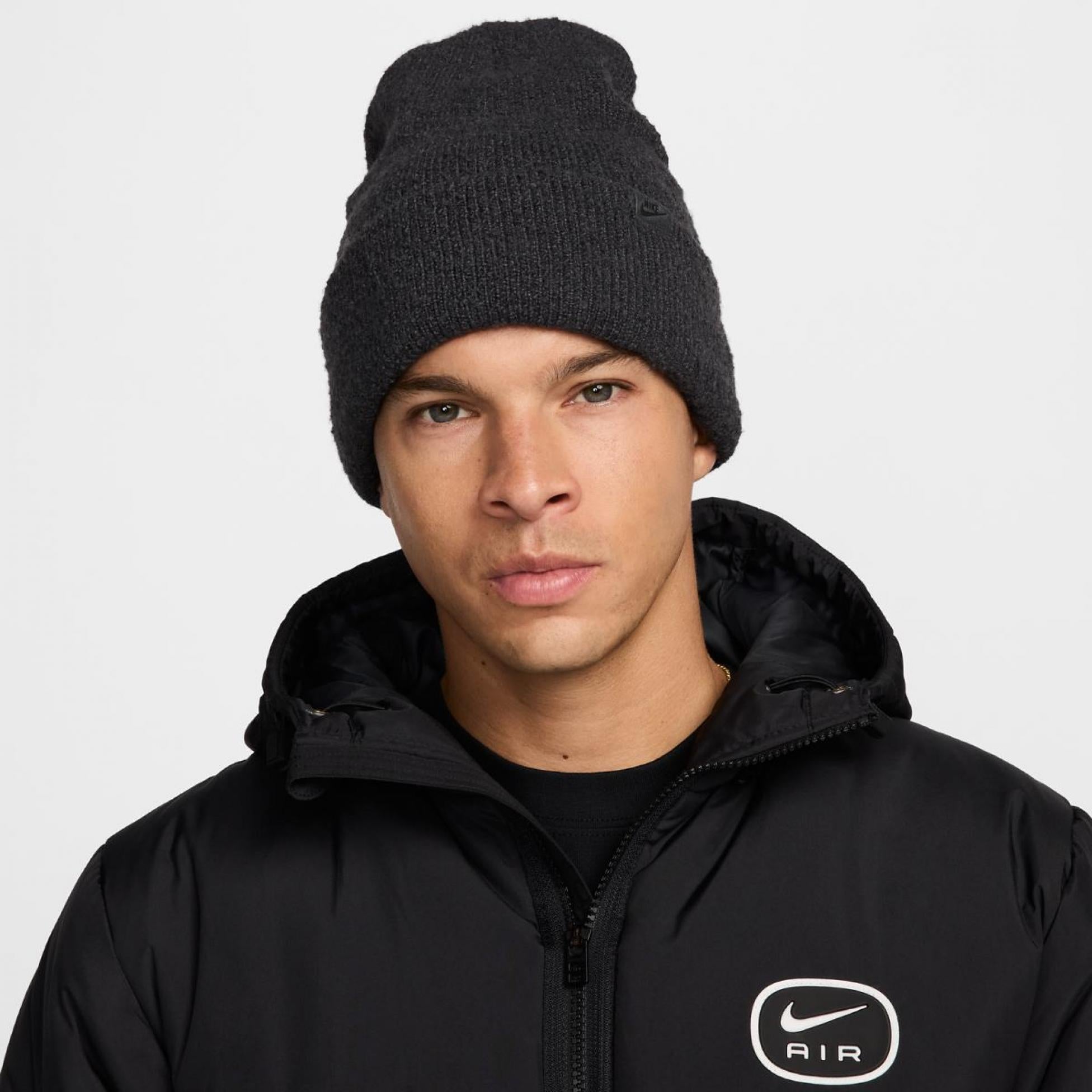 Унисекс шапка Nike Peak Cozy Beanie - Airhouse